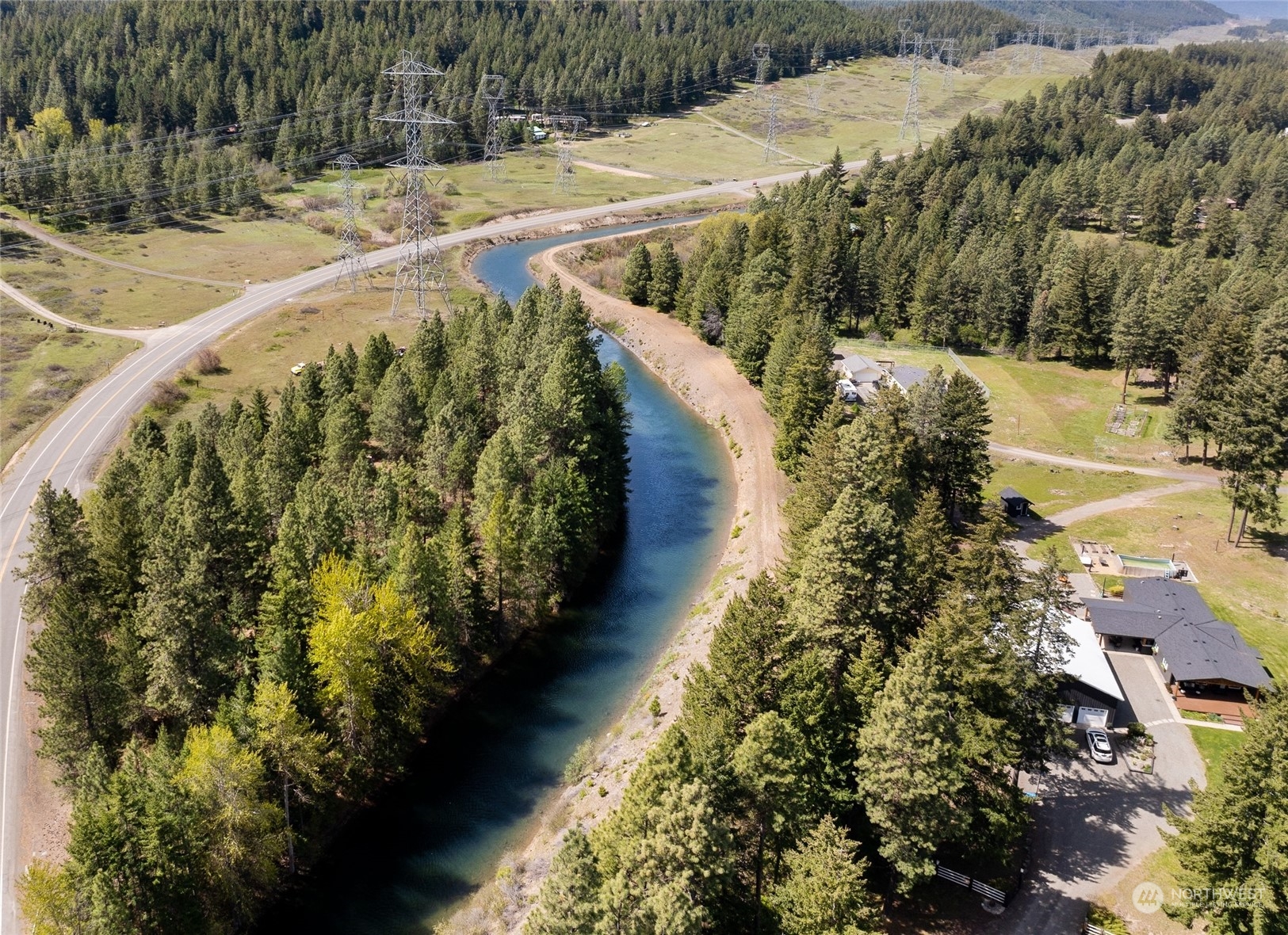 8401 Upper Peoh Point Road