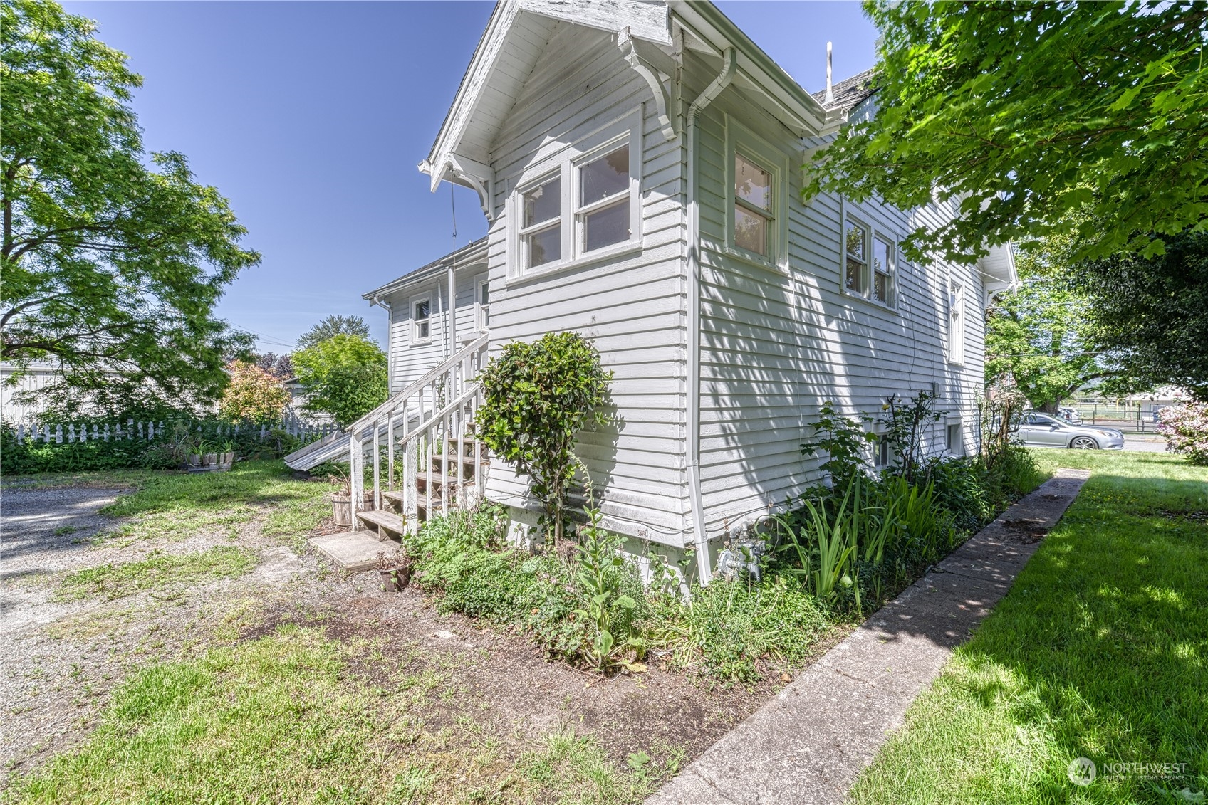 211 N A Street