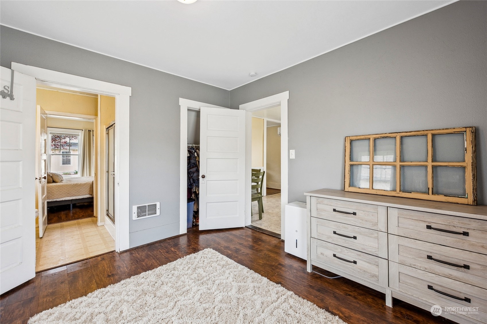 271 Stanford Ave