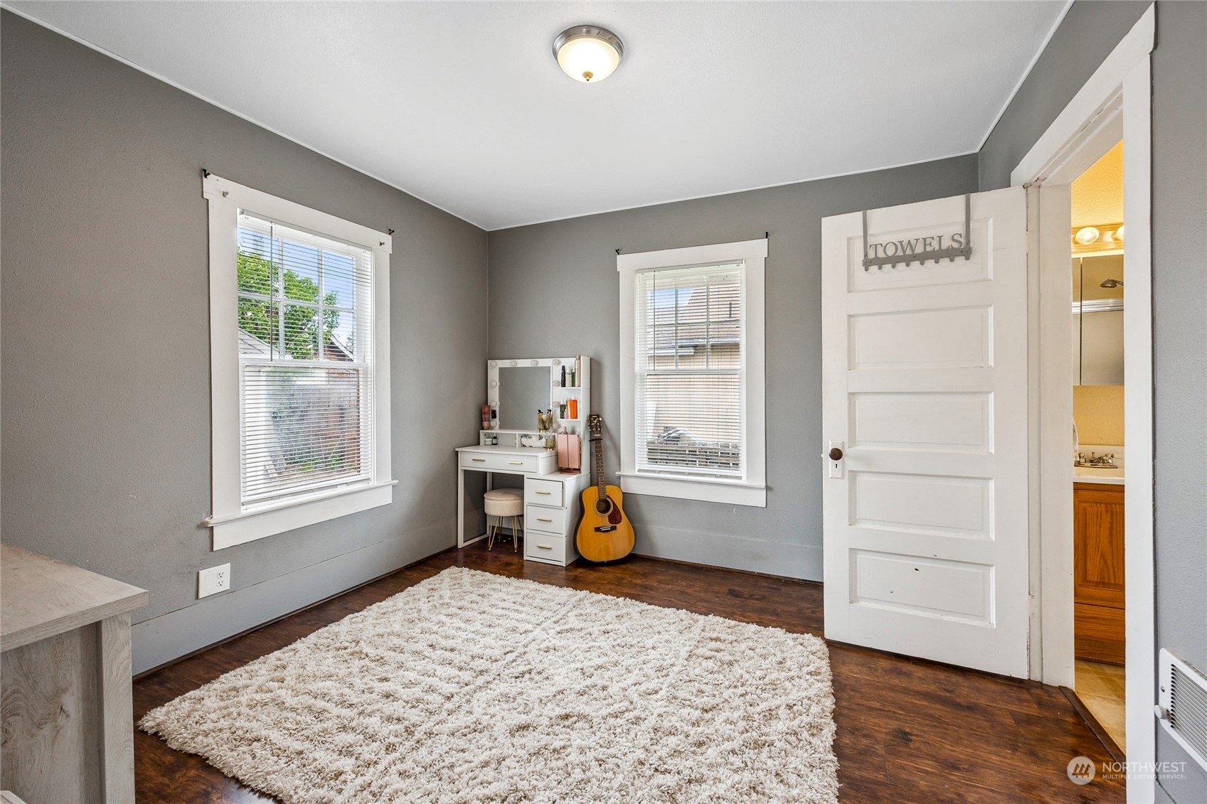 271 Stanford Ave