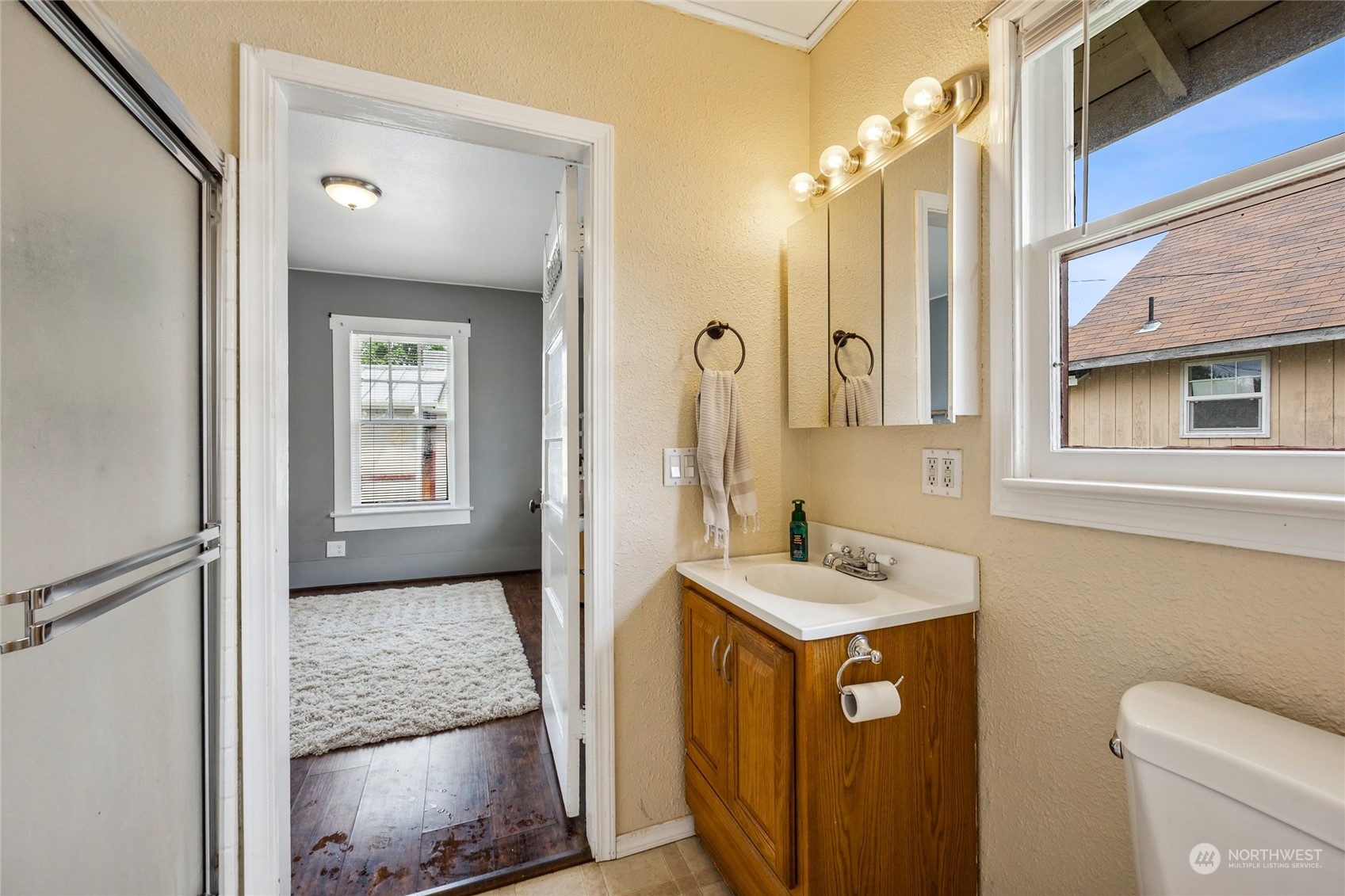 271 Stanford Ave