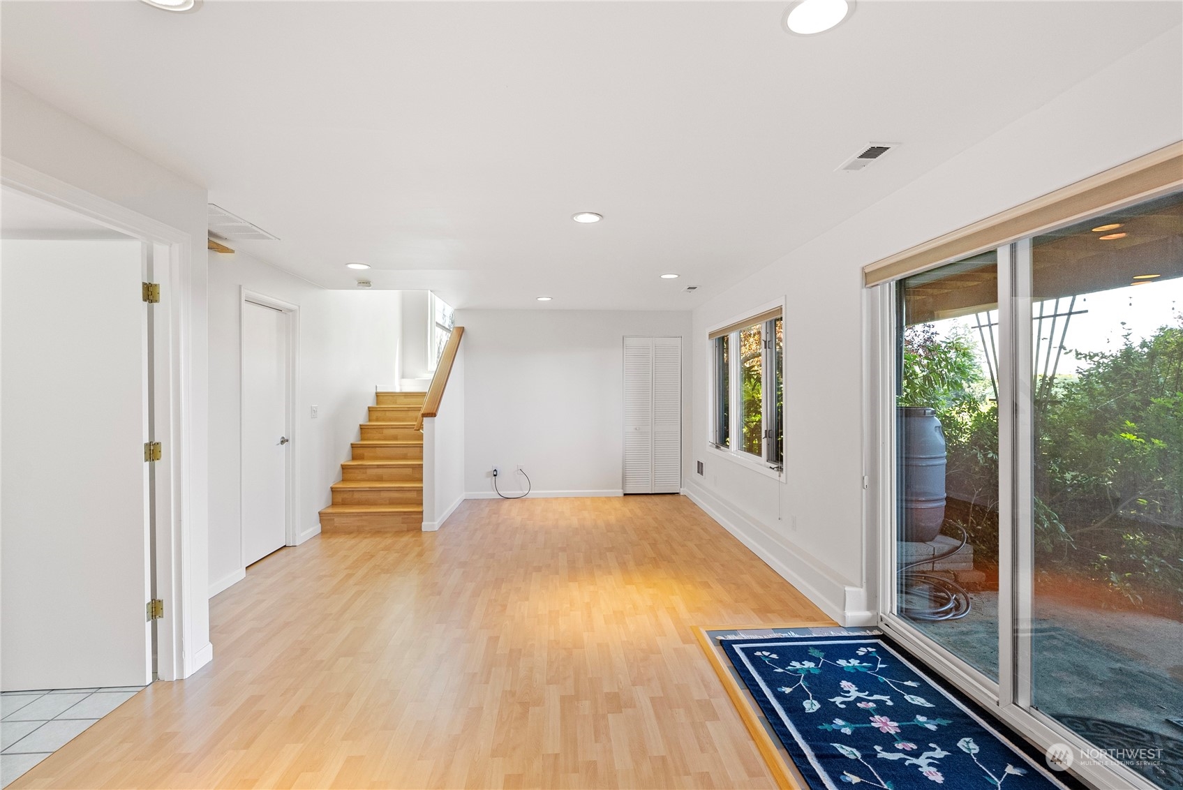 10320 123rd Street NW