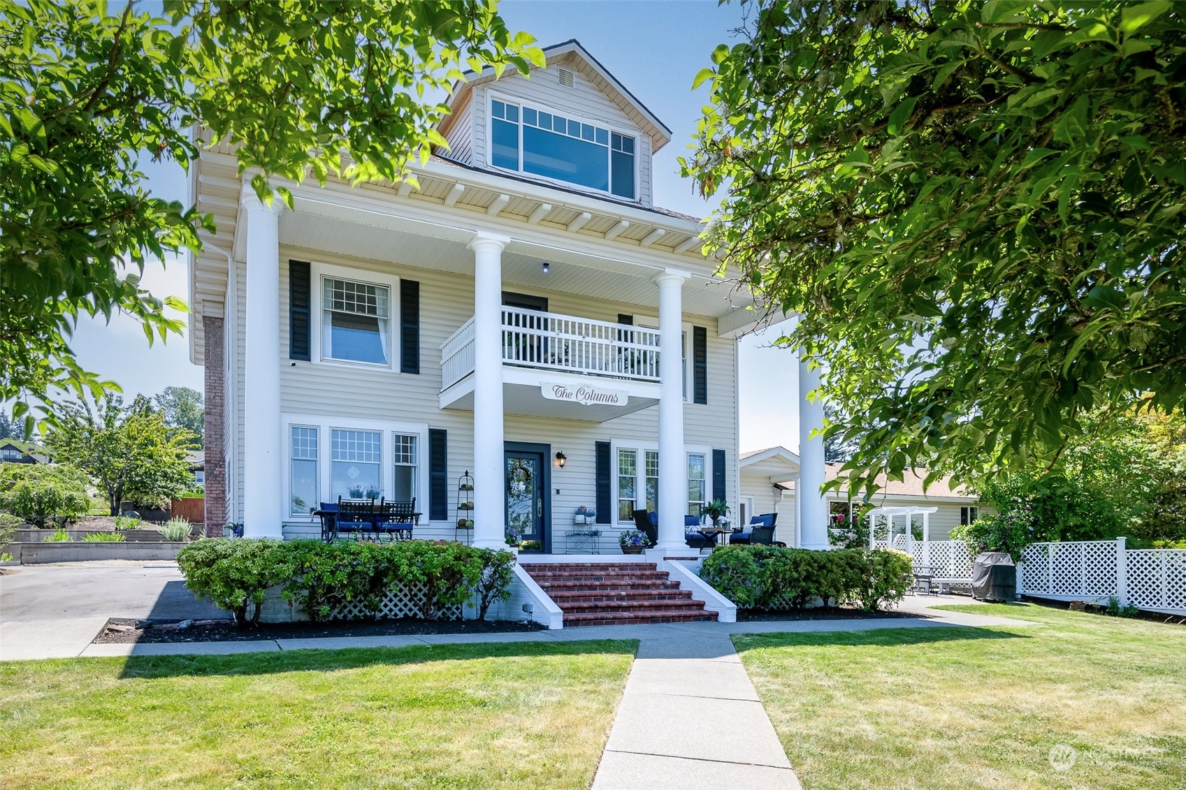 1214 Starling Street