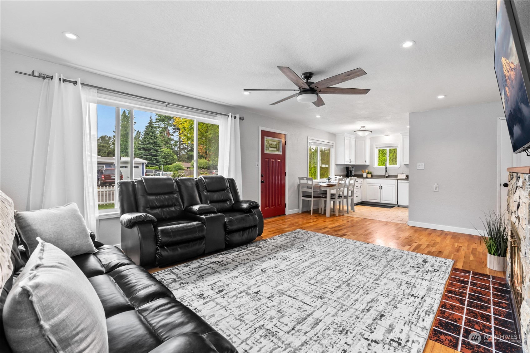 304 Pioneer Drive