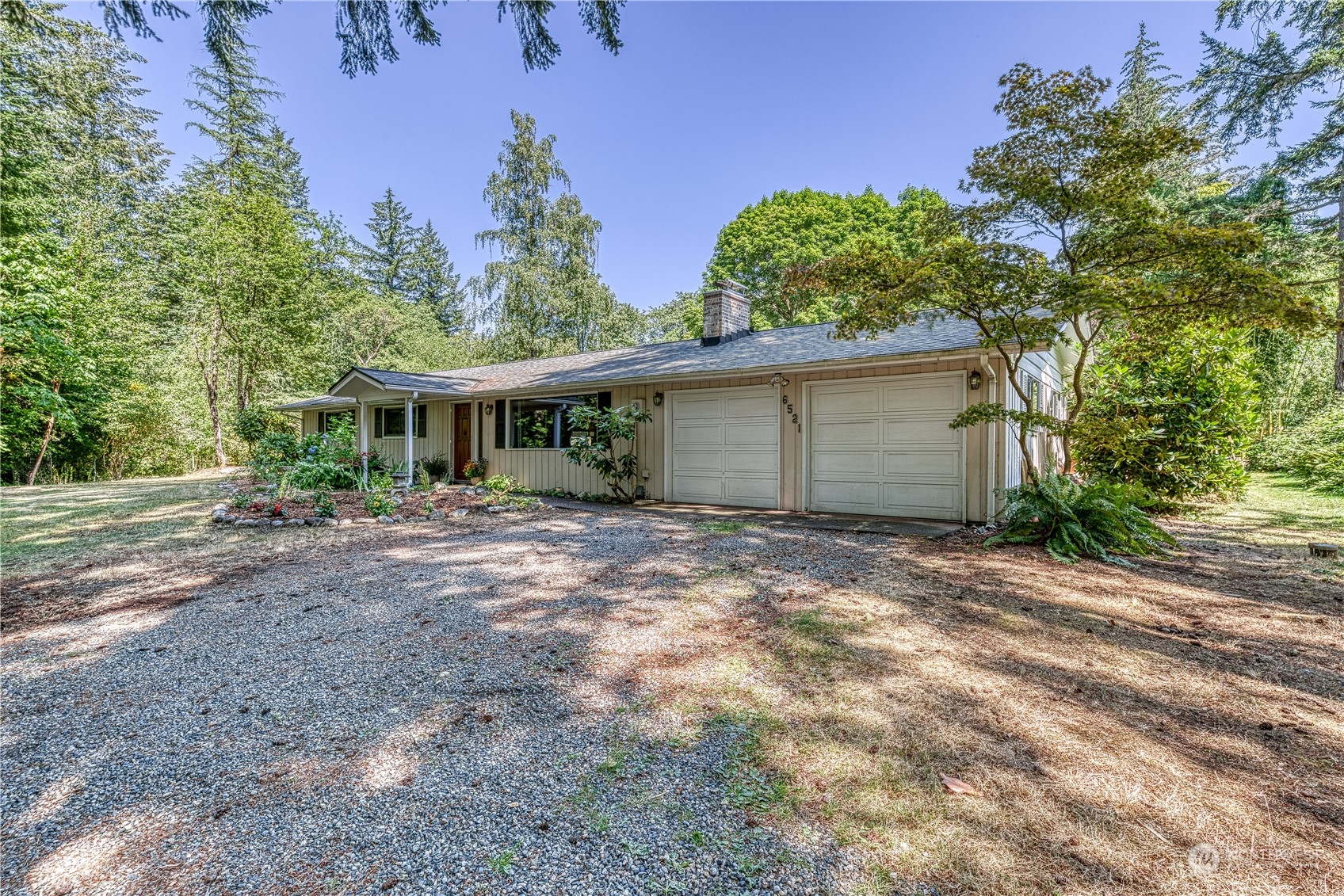 6521 Ray Nash Drive NW