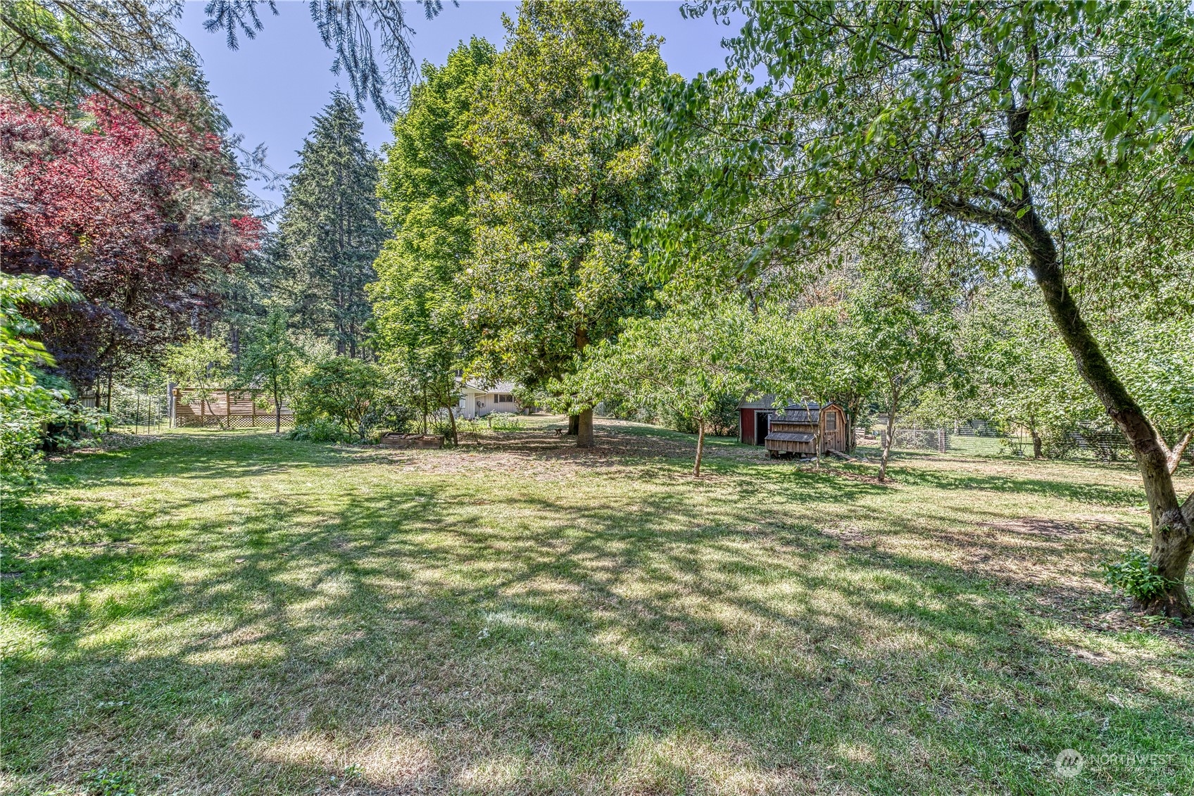 6521 Ray Nash Drive NW