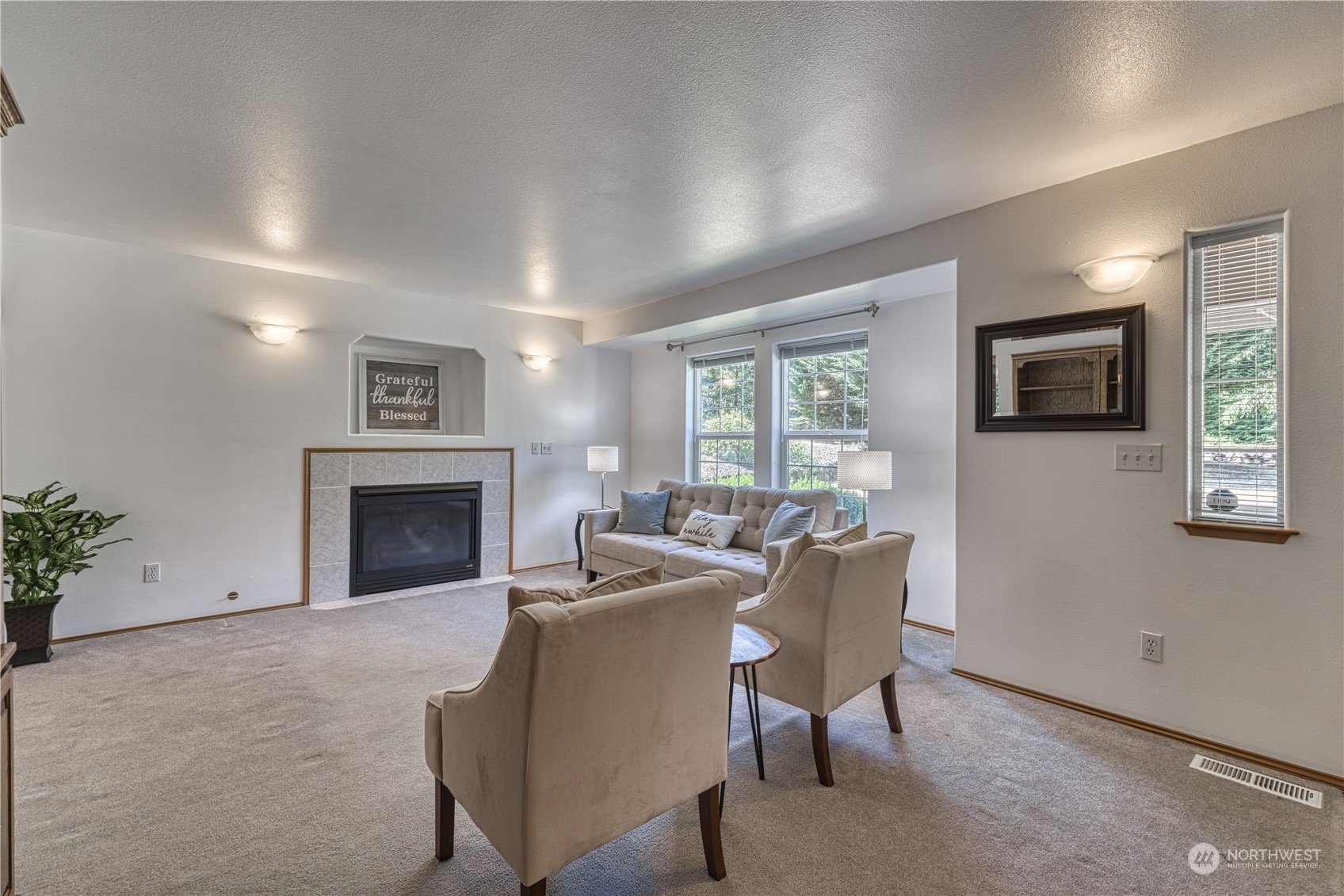 1851 Connery Lane E