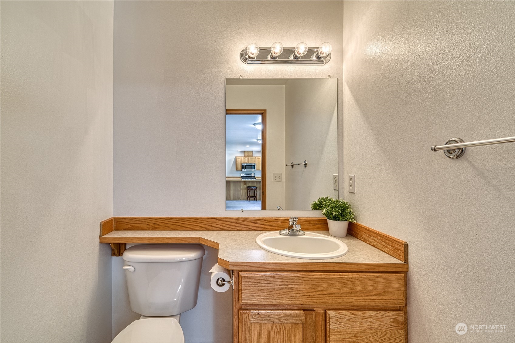 1851 Connery Lane E