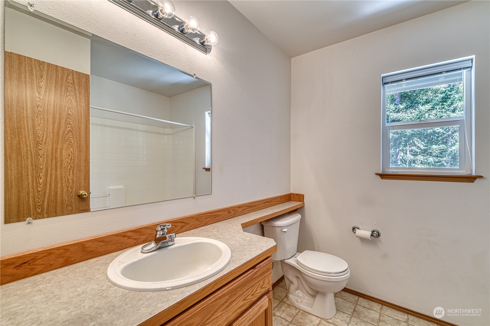 1851 Connery Lane E