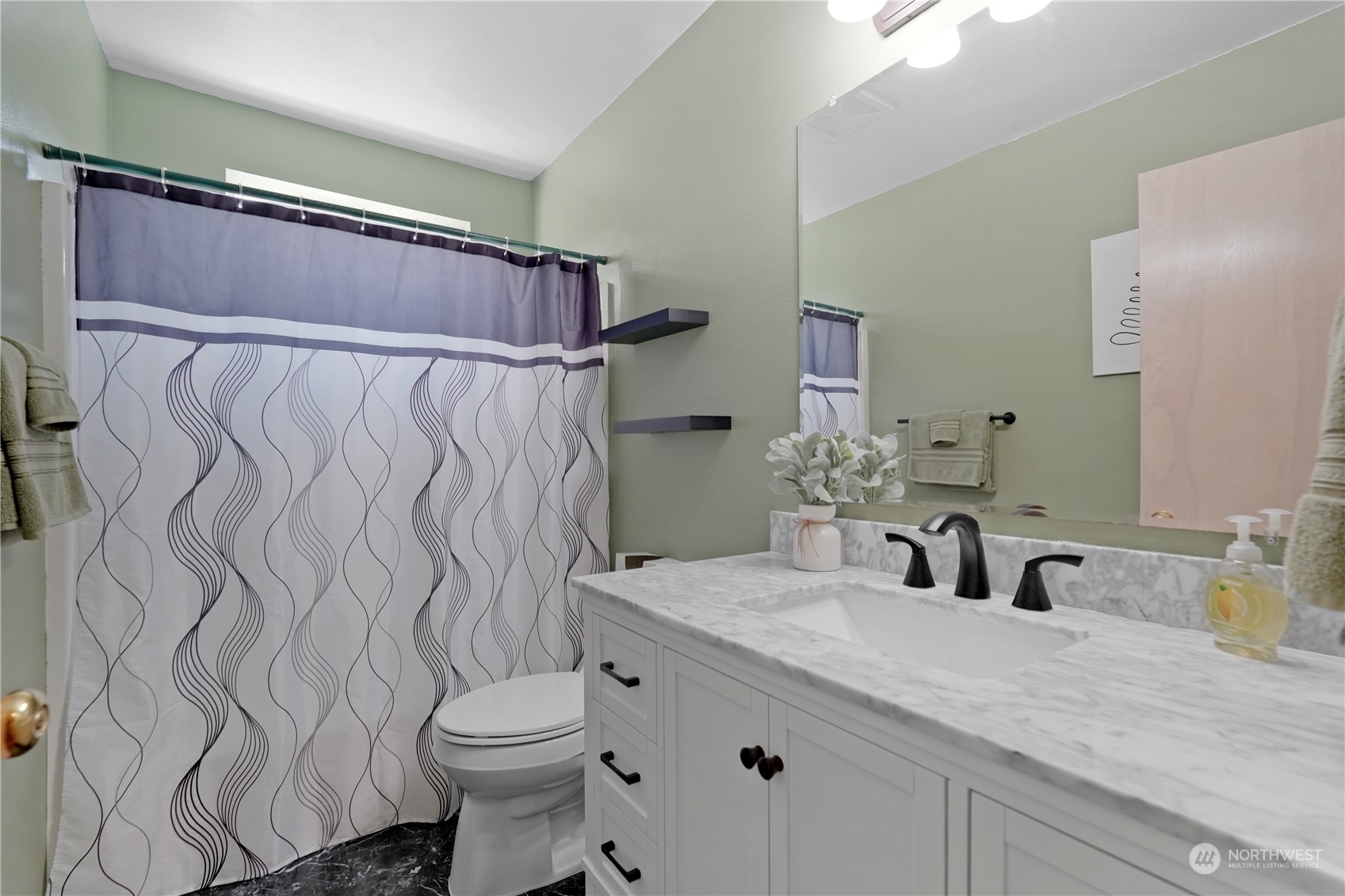 71 E Overlook Place