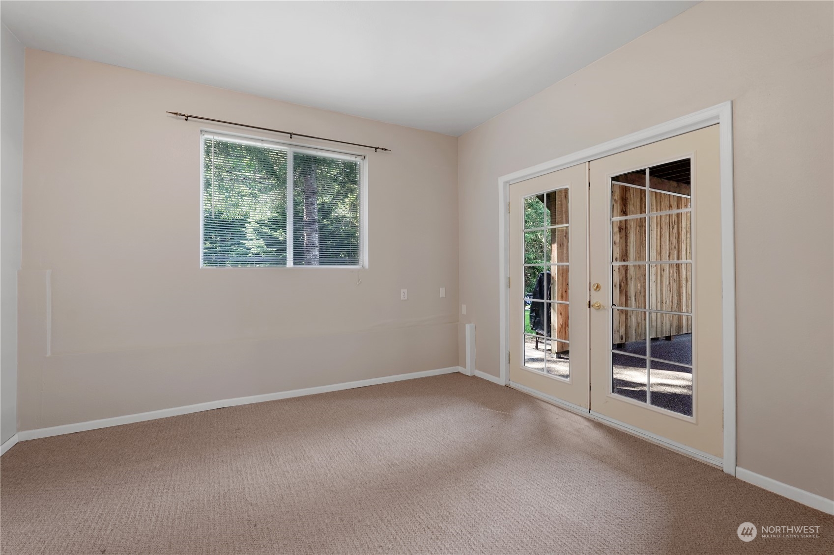 71 E Overlook Place