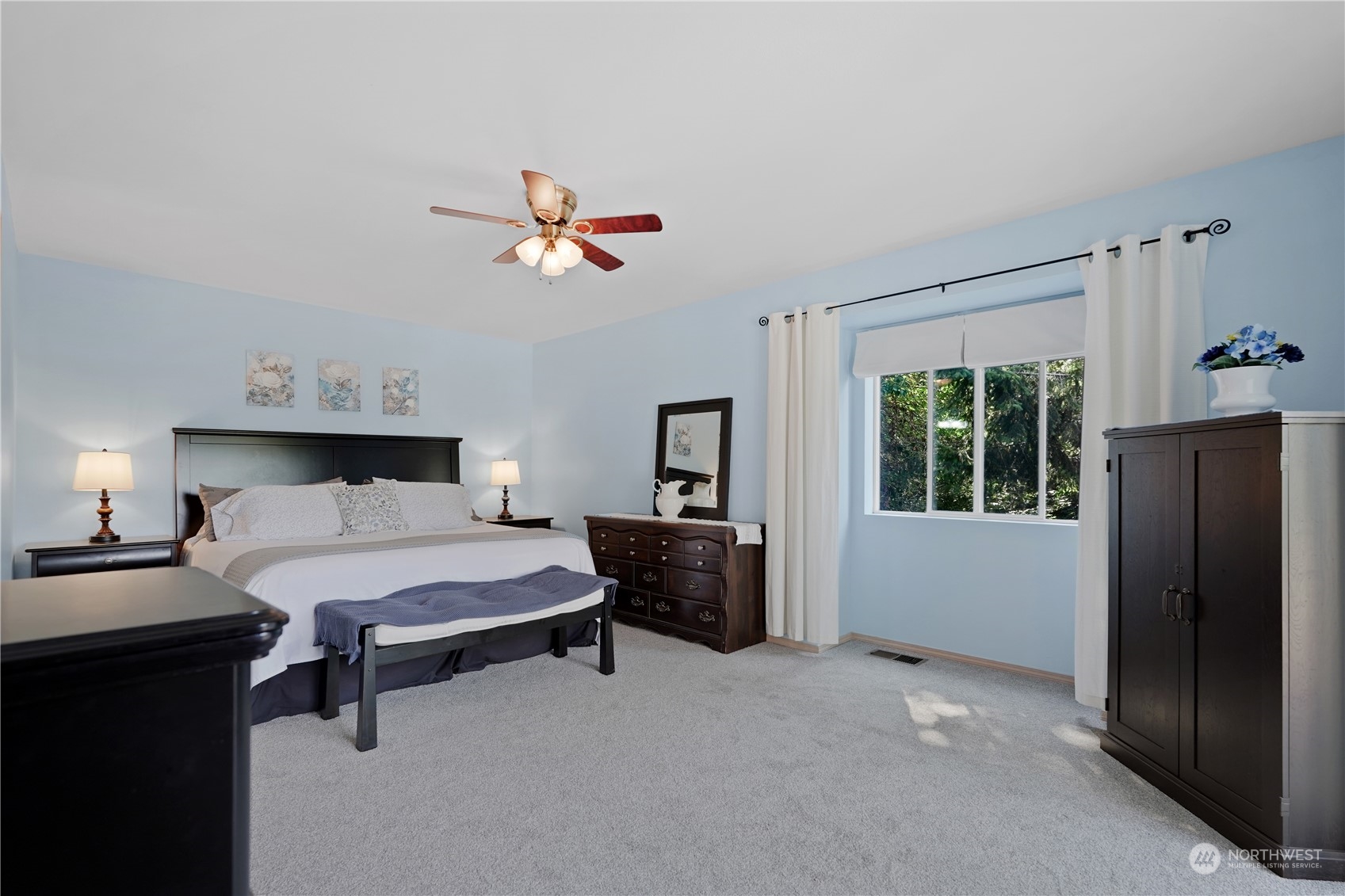 71 E Overlook Place