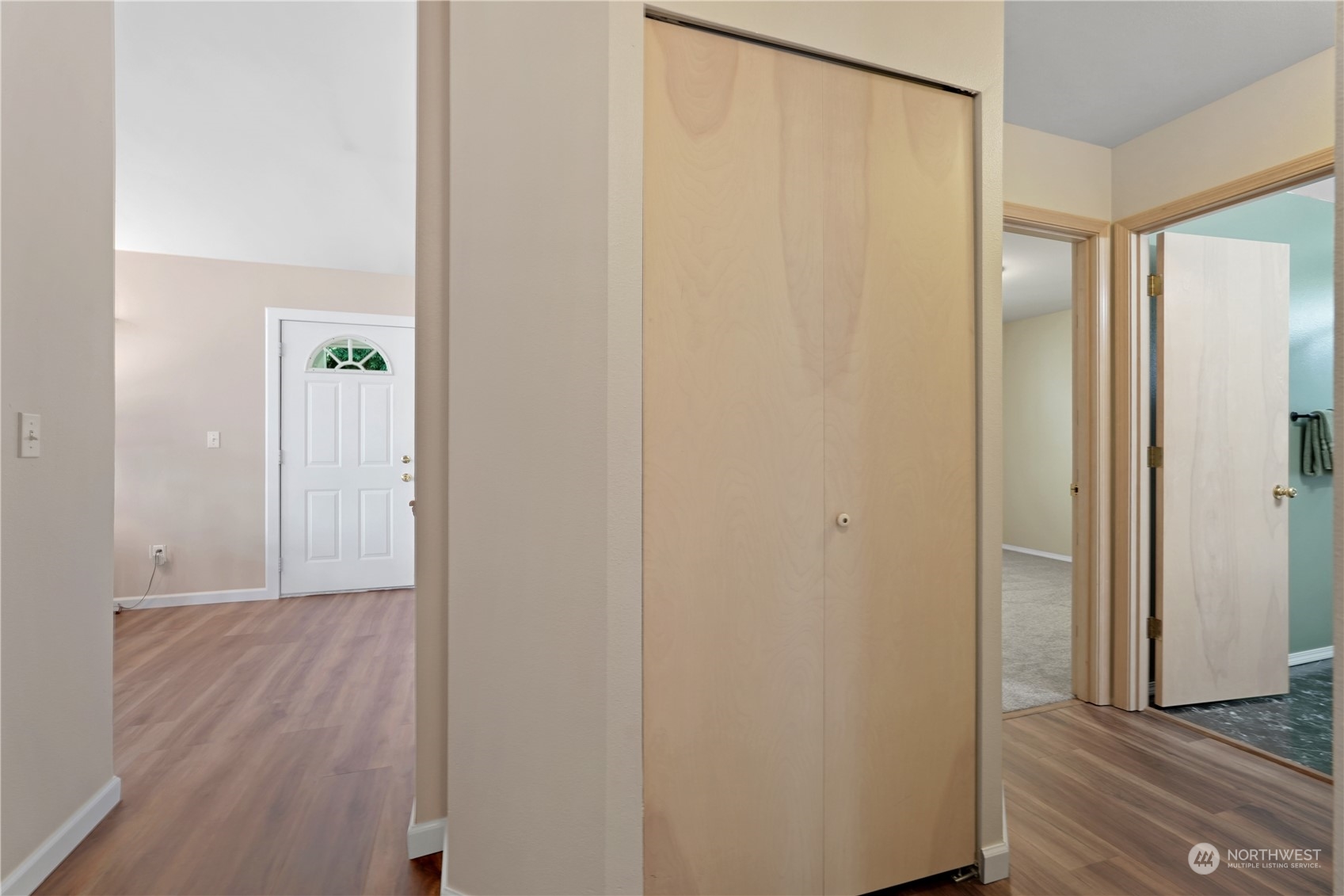 71 E Overlook Place