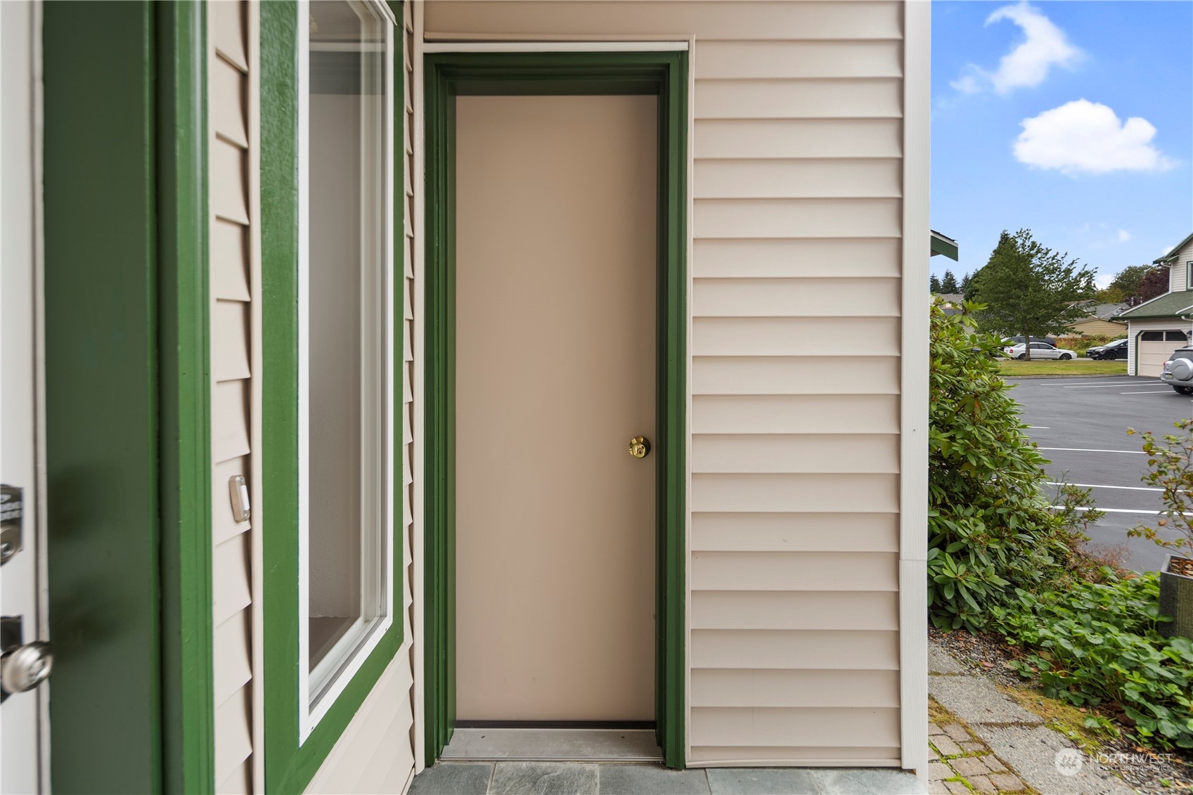 15815 Admiralty Way Unit: A6
