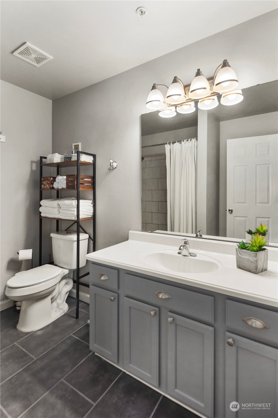 15815 Admiralty Way Unit: A6