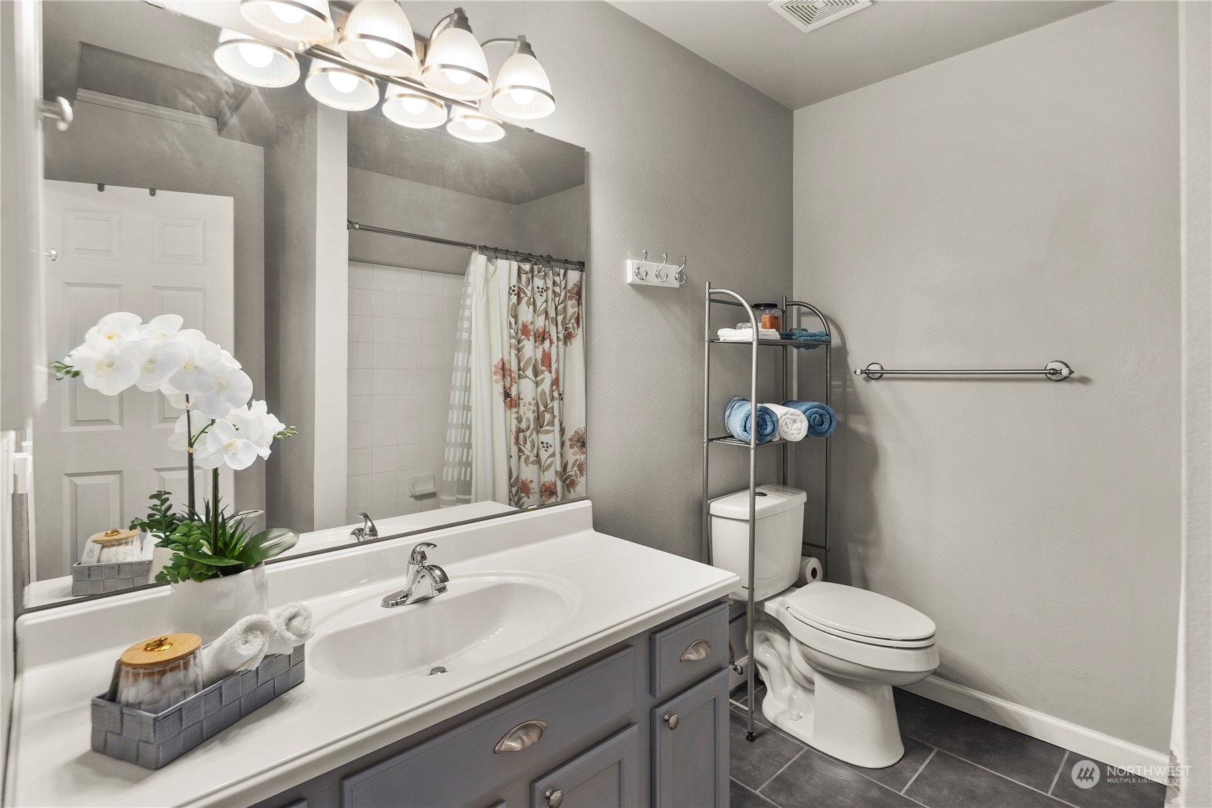 15815 Admiralty Way Unit: A6