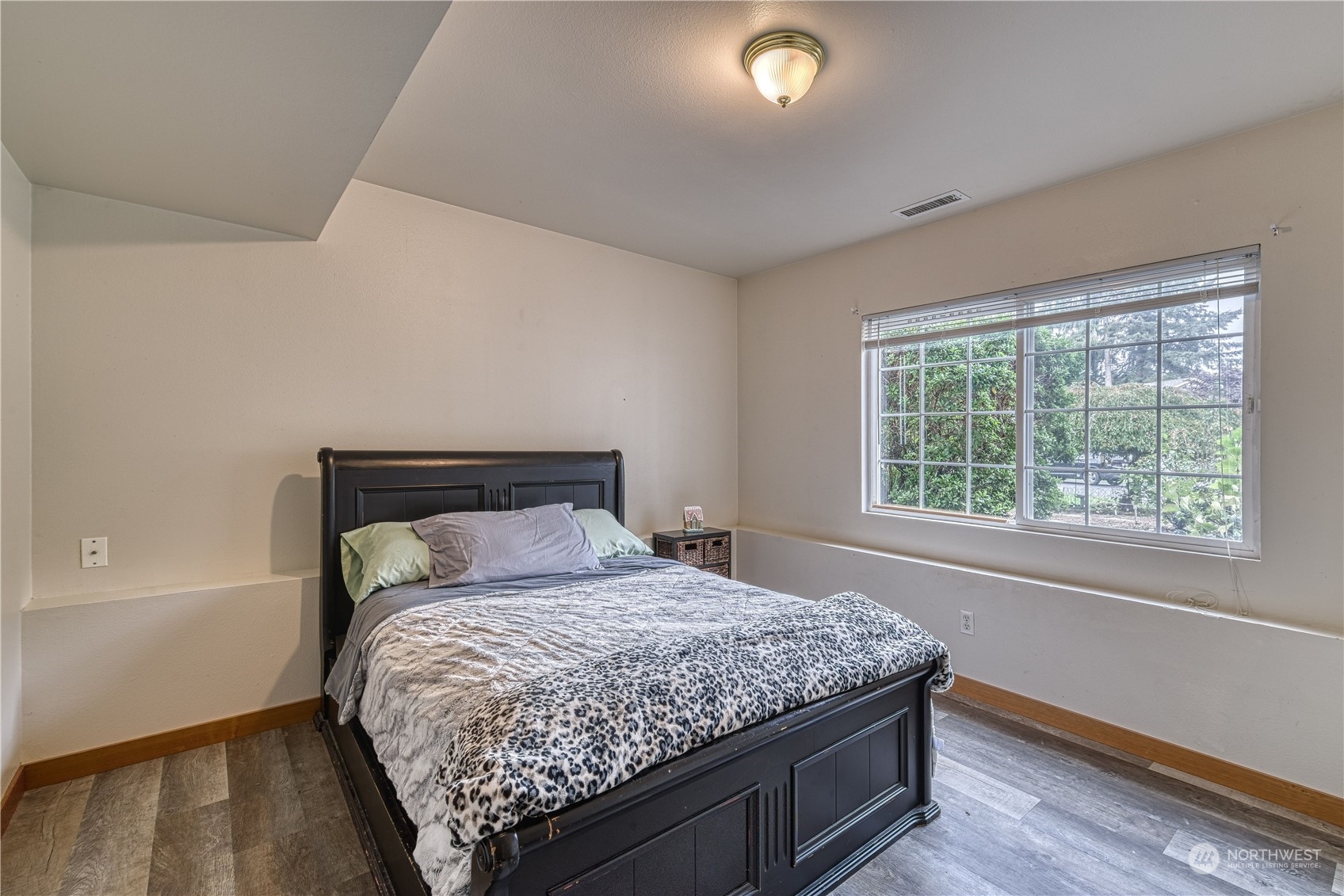 4331 Cedar Court SE