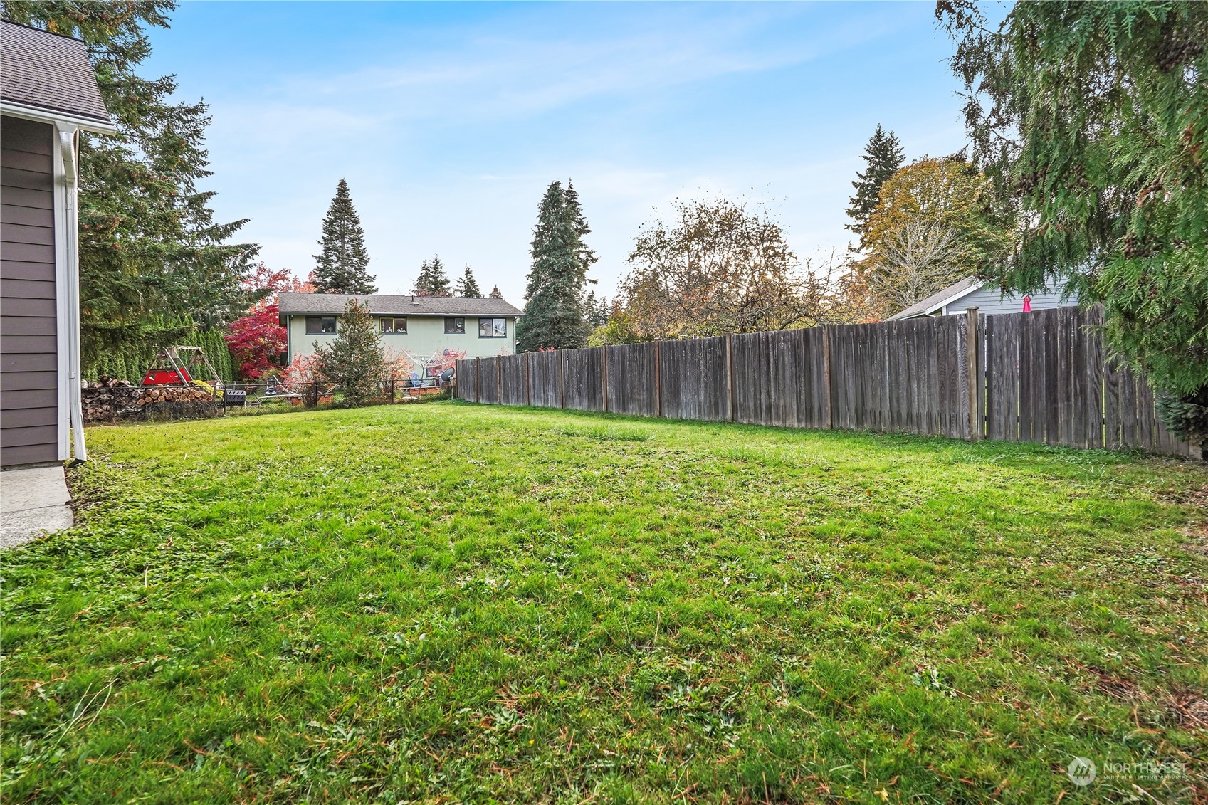 2205 Kevos Pond Court NE