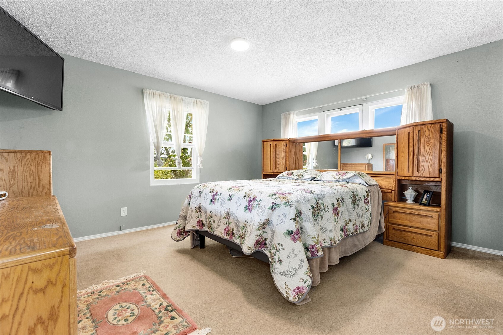 3409 E 104th Street