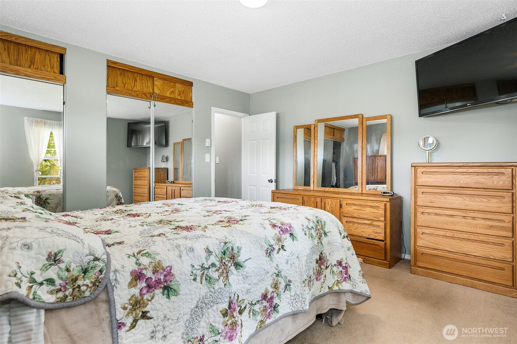 3409 E 104th Street