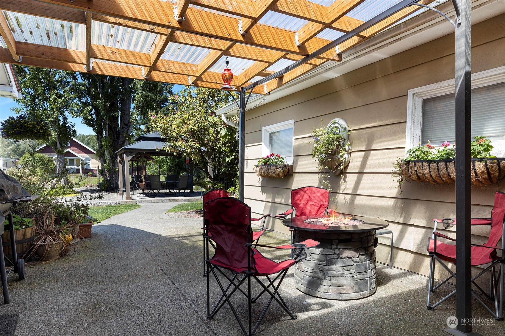 3409 E 104th Street