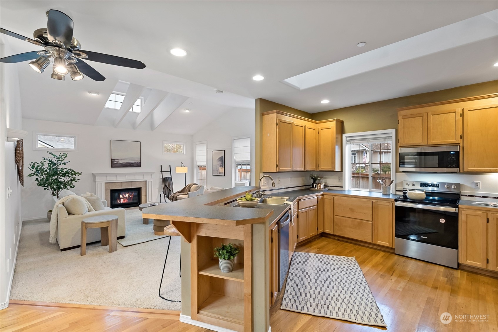 1461 Latham Court