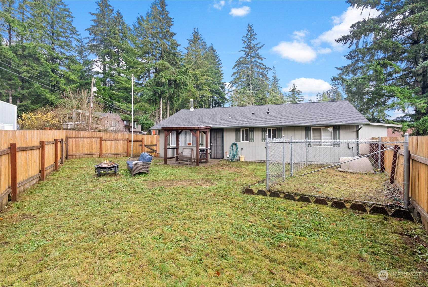 251 NE Bryan Lane