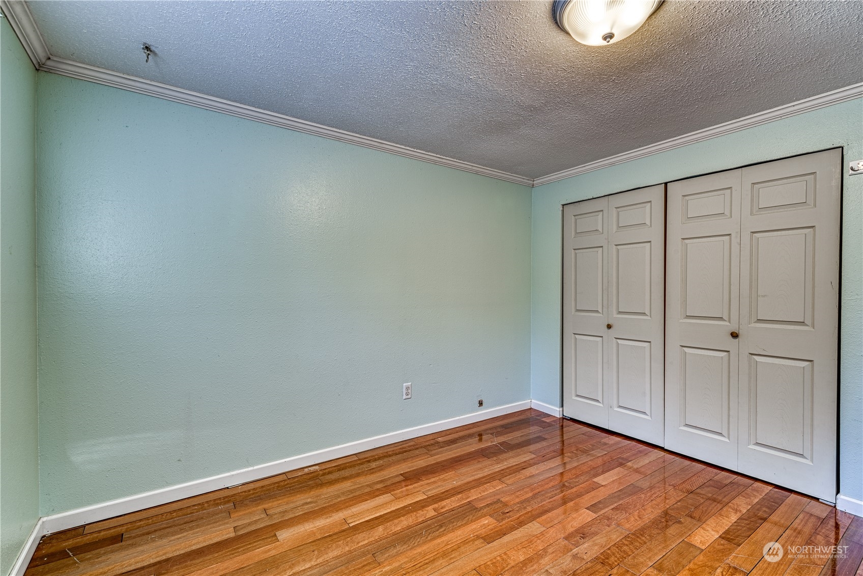 5409 138th Street NW
