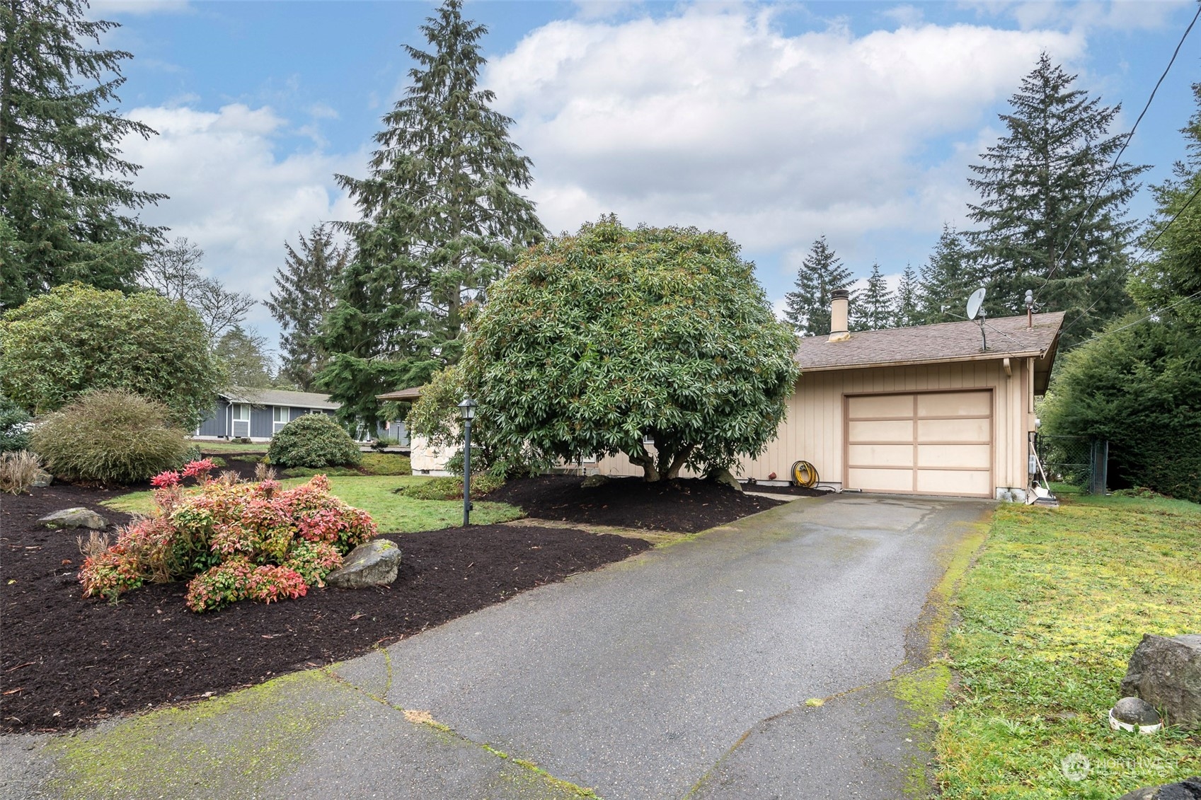 8101 41st Street Ct W