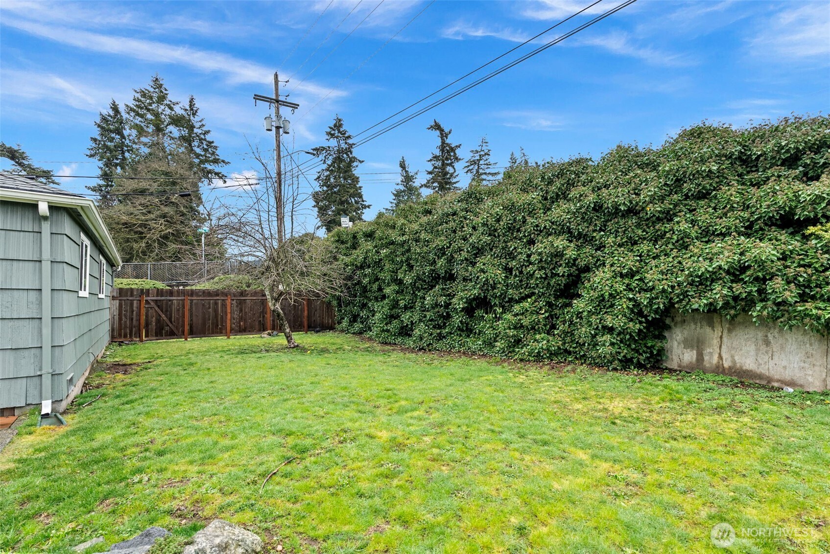 1115 Dibb Street
