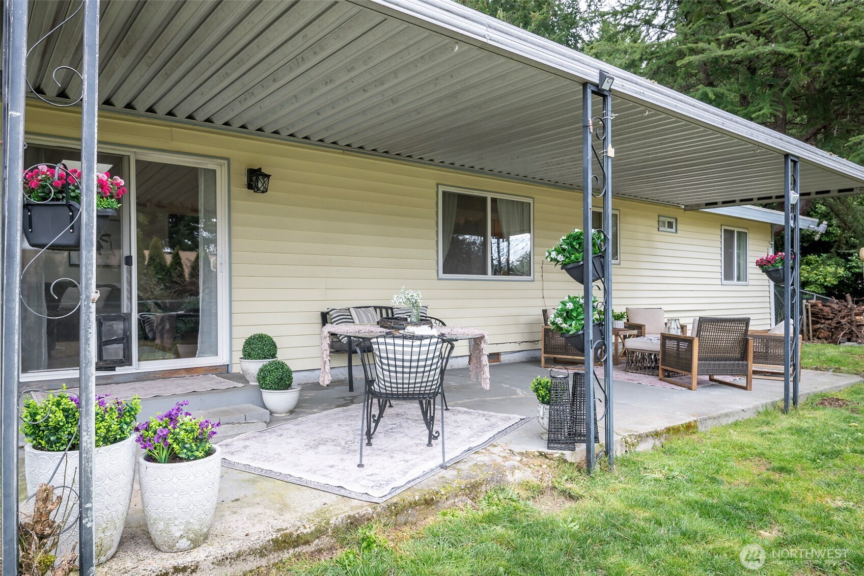 2414 Oak Drive