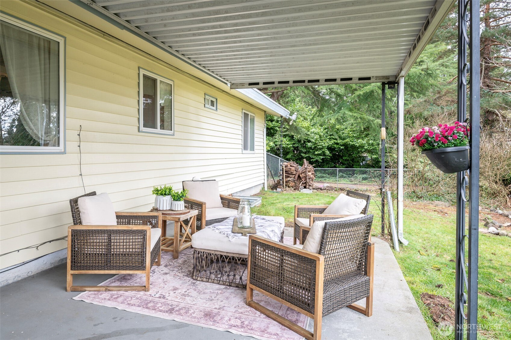 2414 Oak Drive