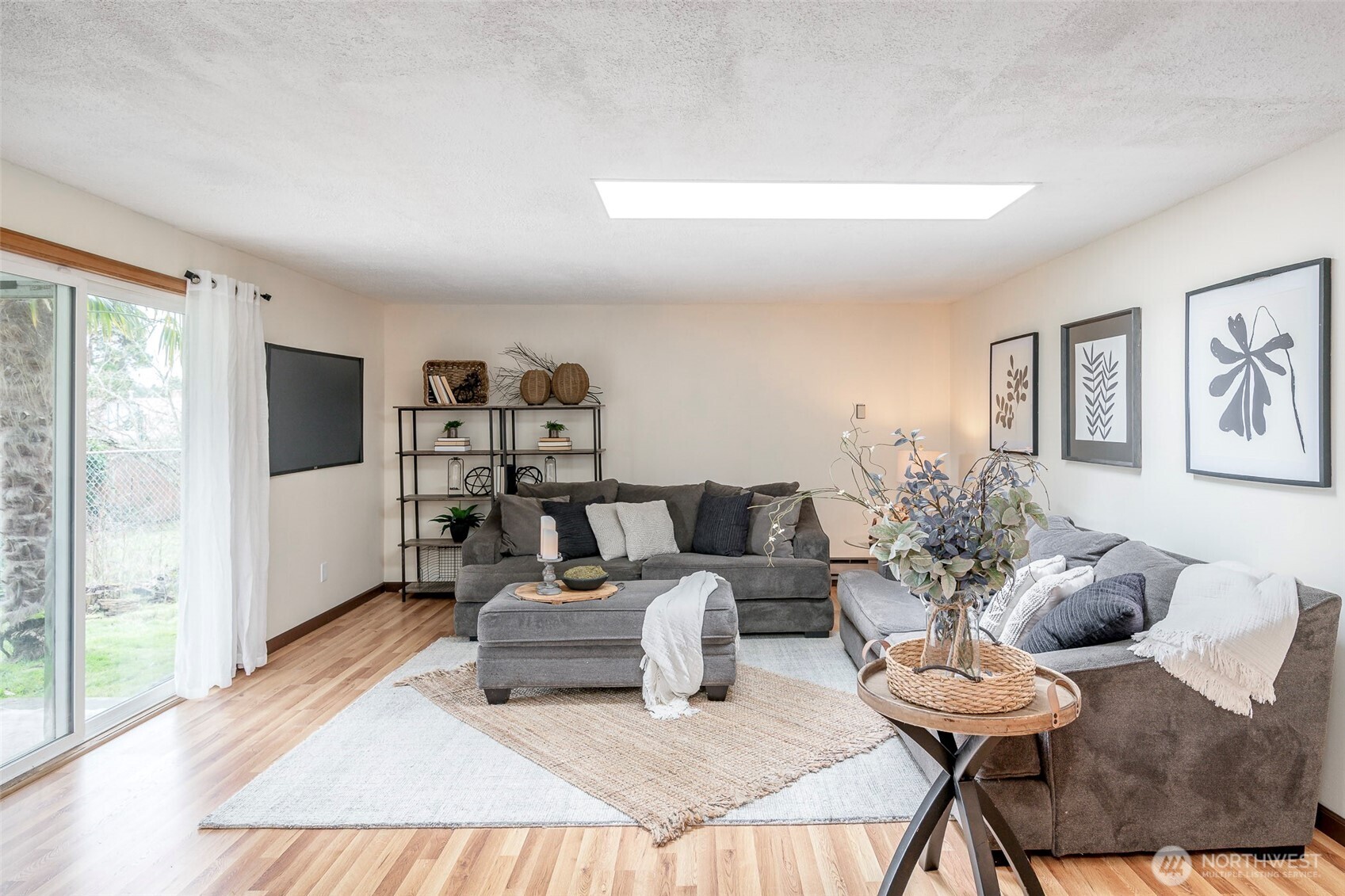 2414 Oak Drive
