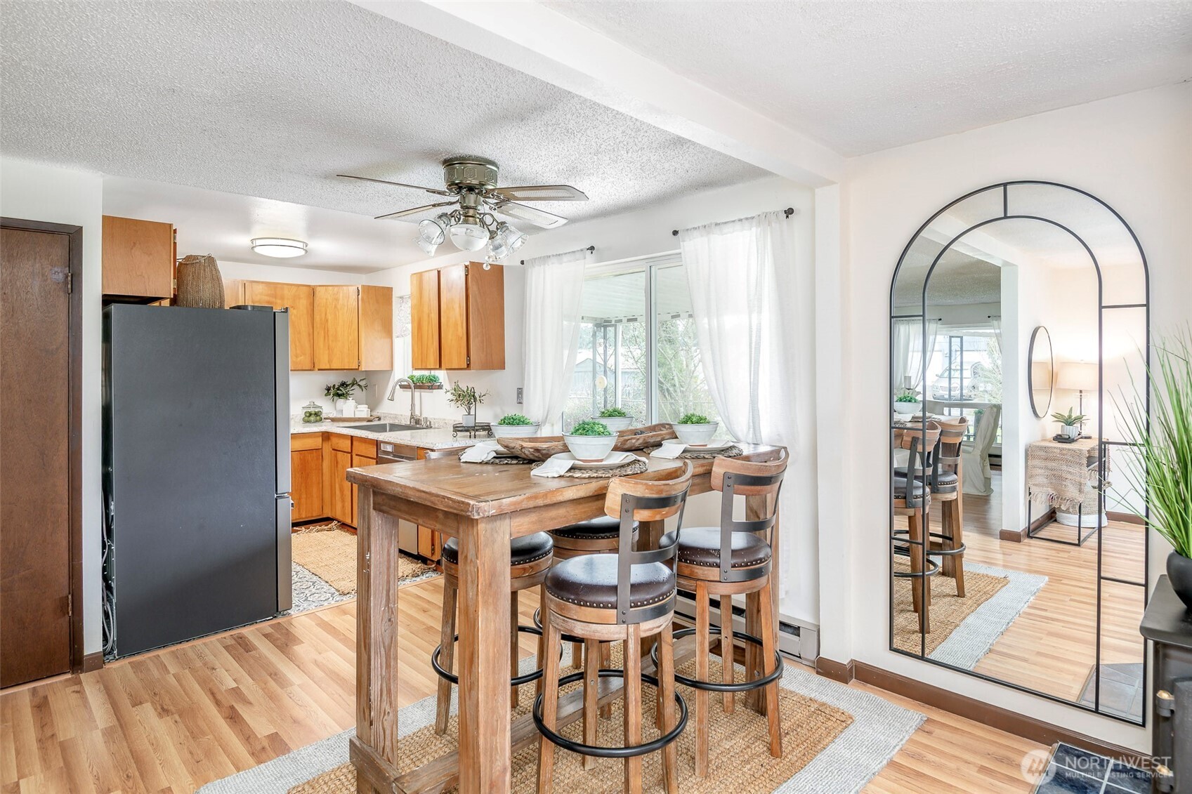 2414 Oak Drive