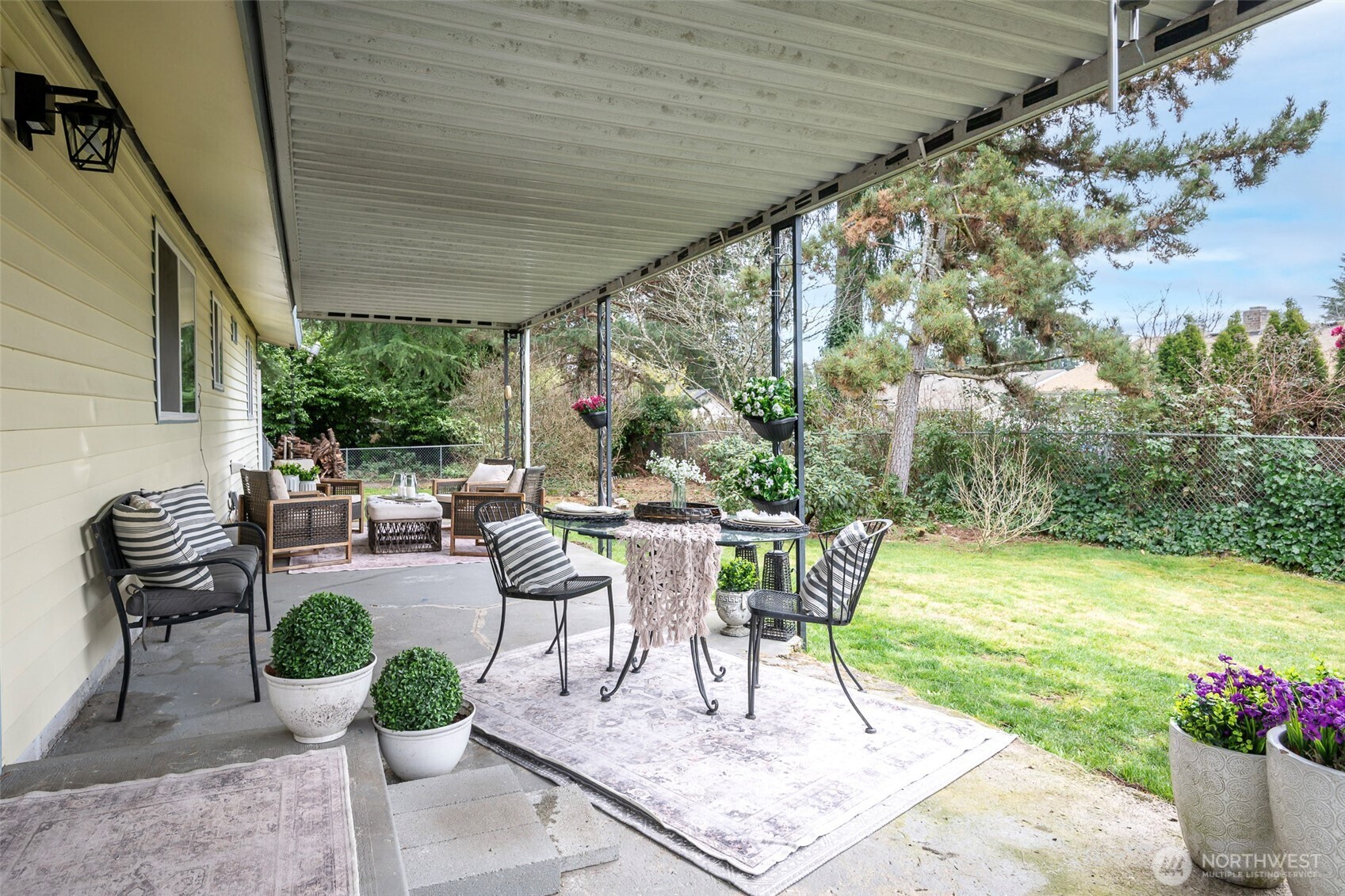 2414 Oak Drive
