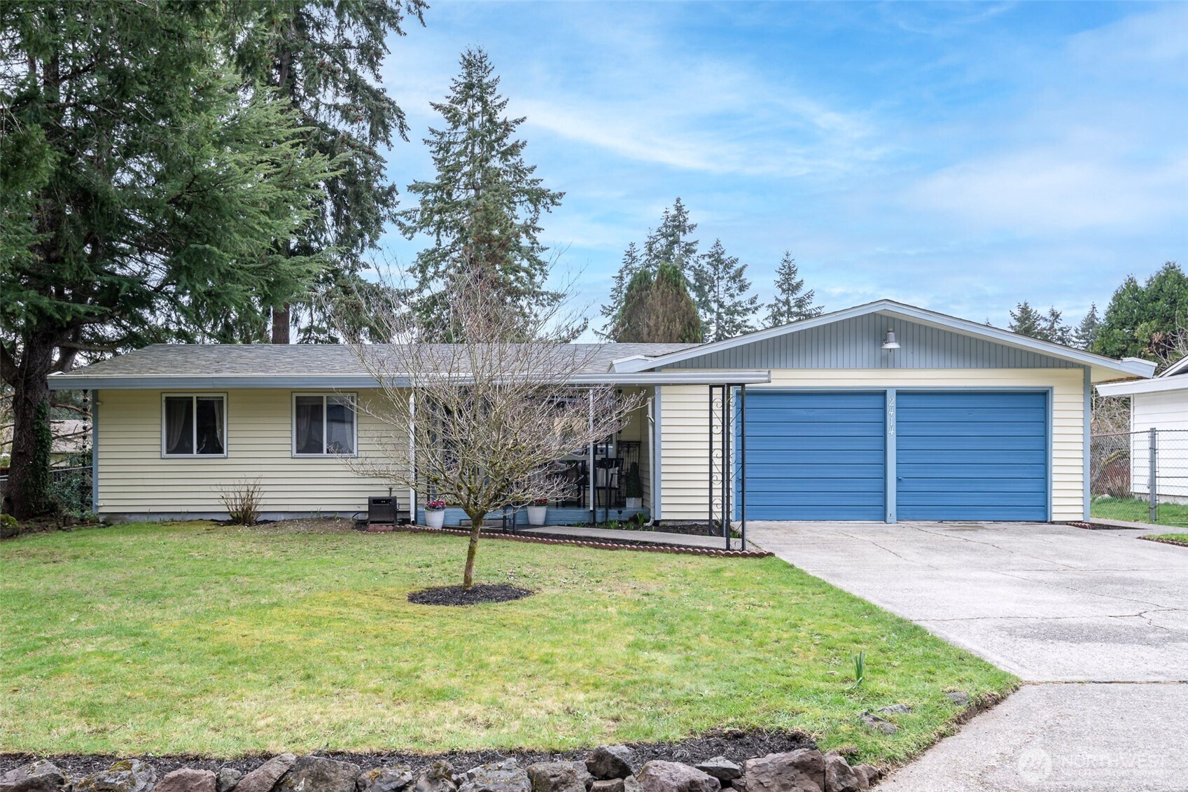 2414 Oak Drive