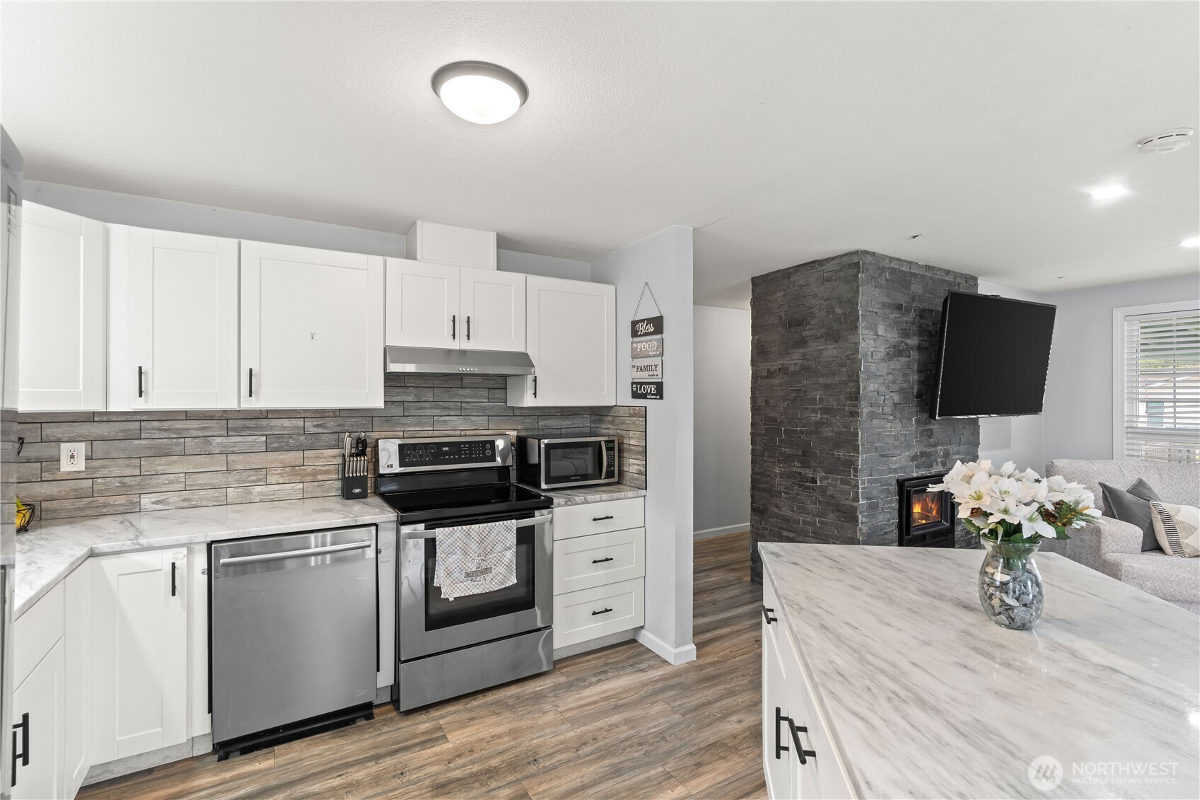 17101 17th Avenue Ct E