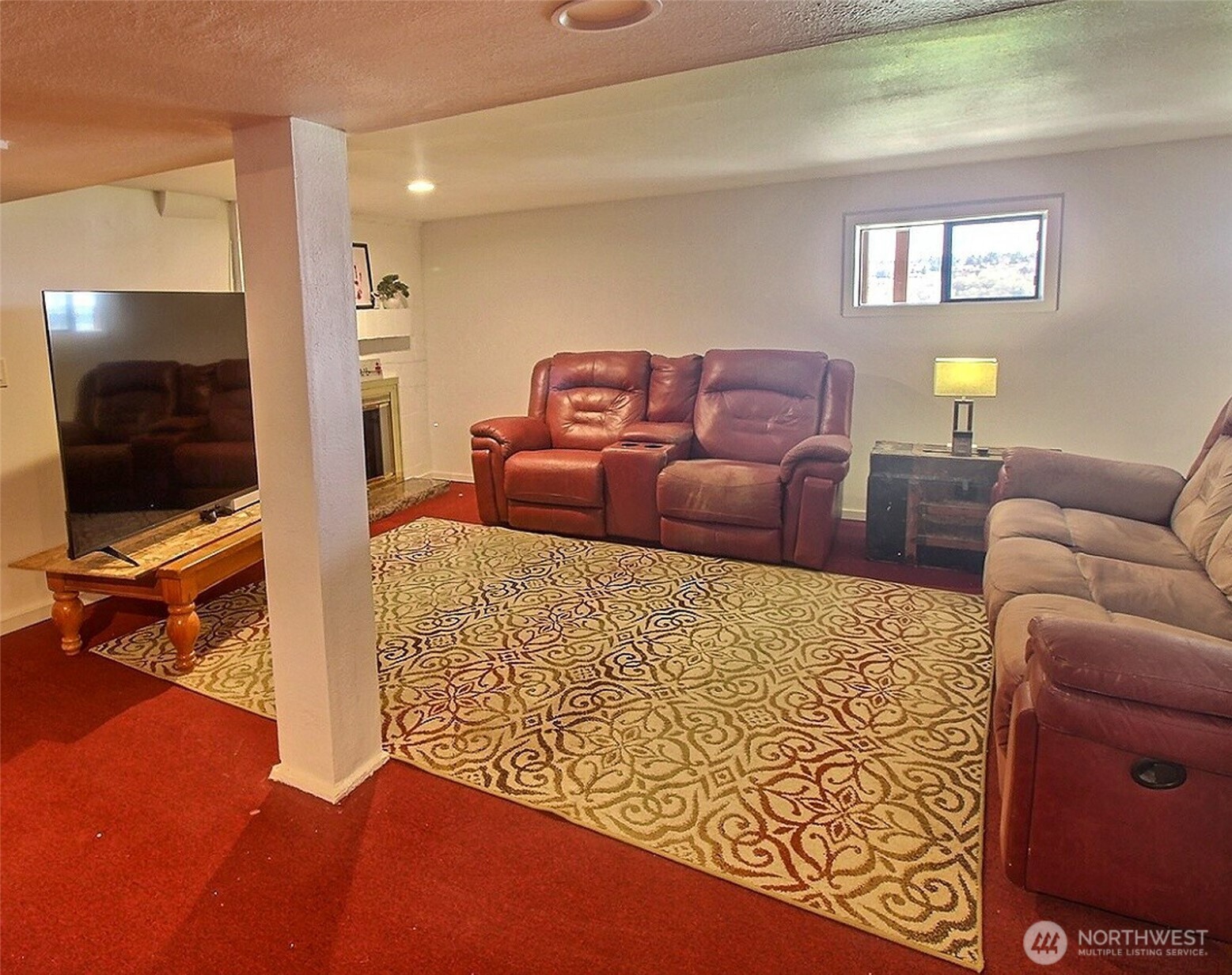 2101 14th Avenue NW