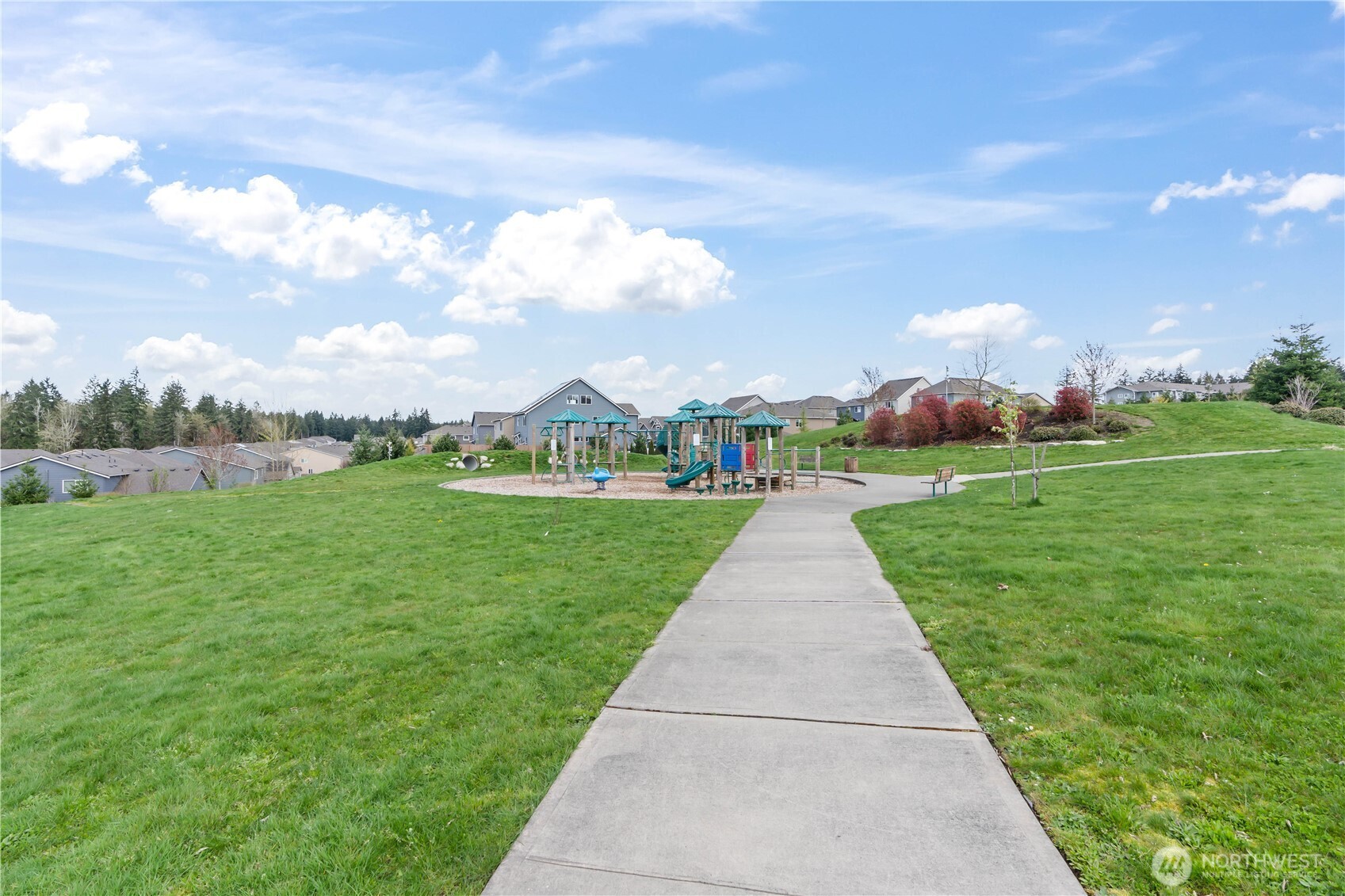 6819 Oleander Avenue NE