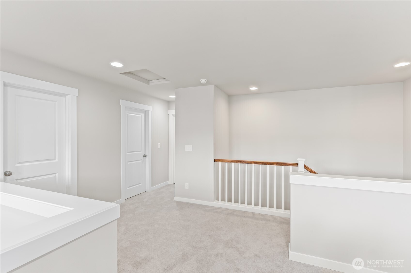 6819 Oleander Avenue NE