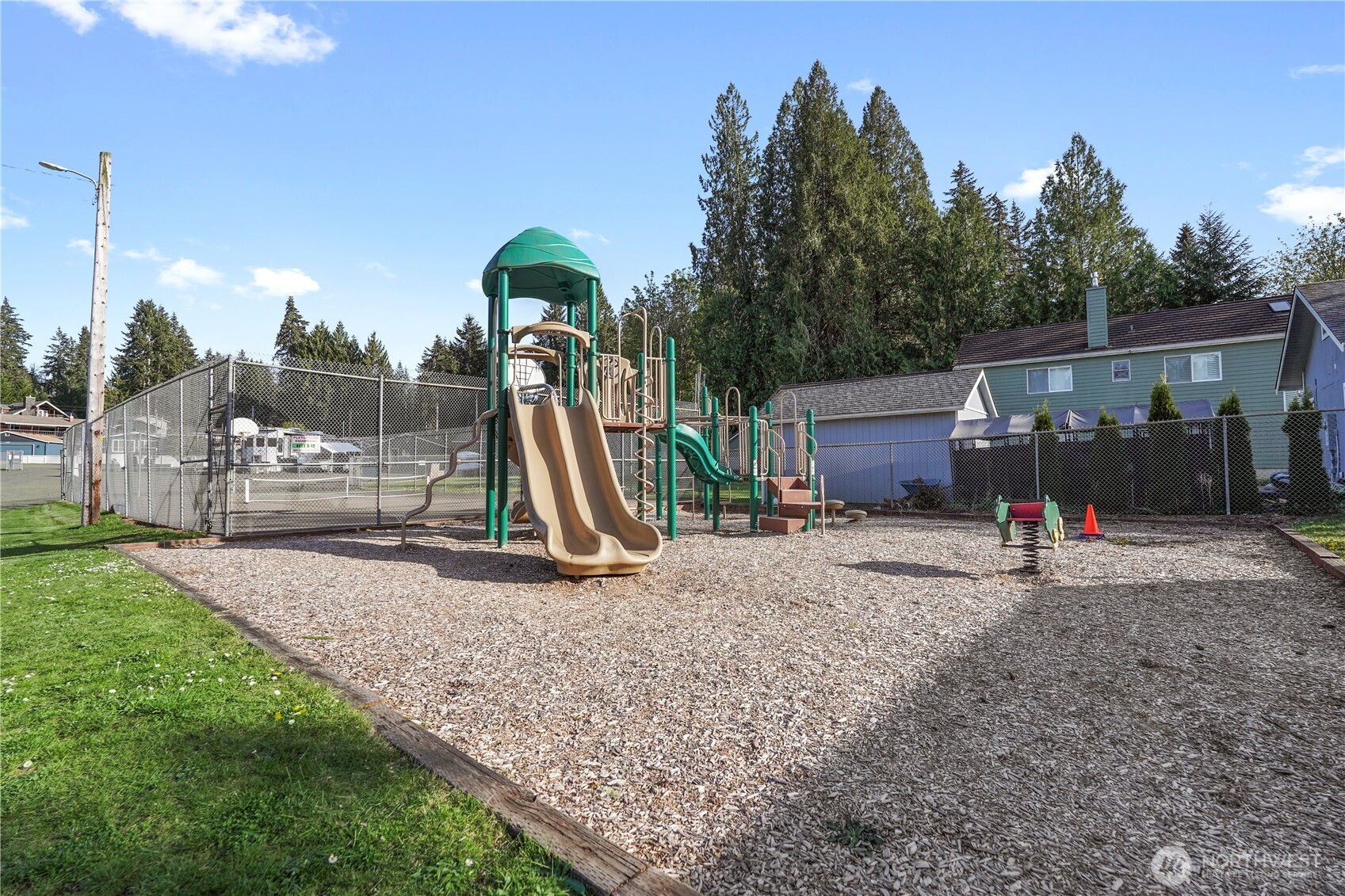 370 E Mason Lake Drive E