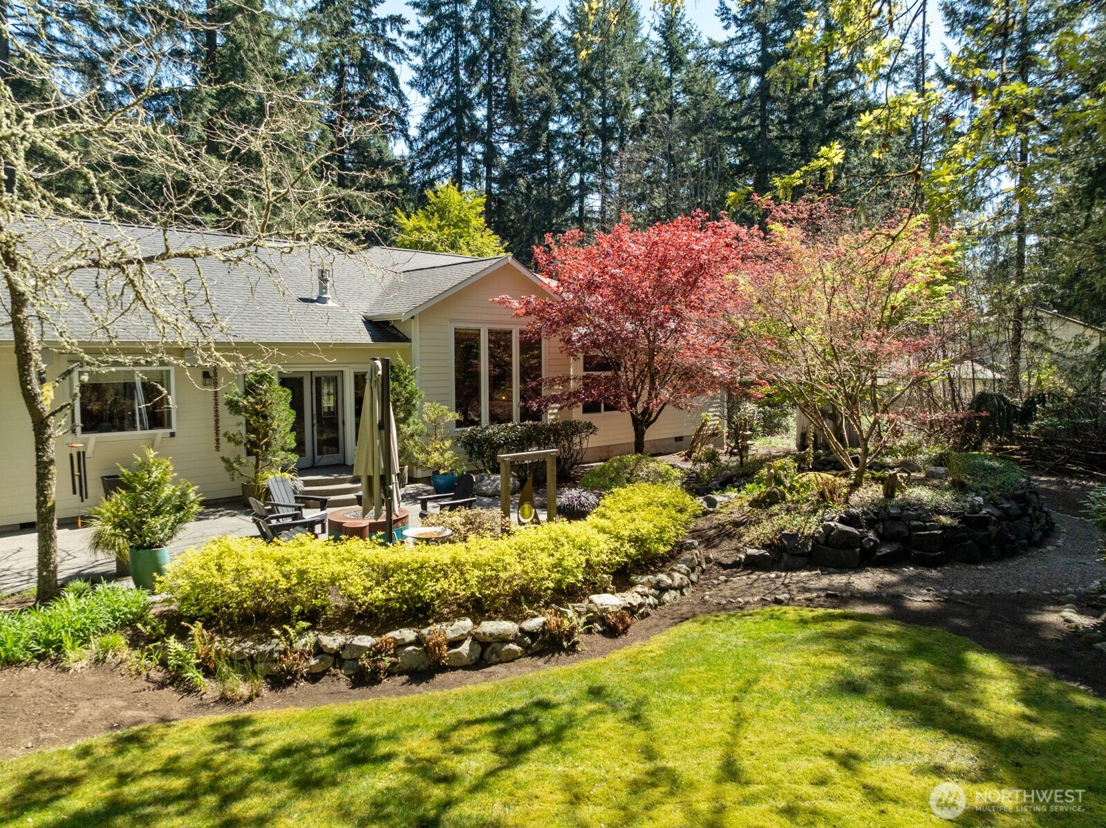 4041 Legacy Drive NE