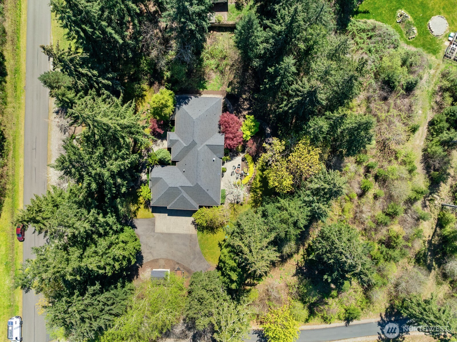 4041 Legacy Drive NE