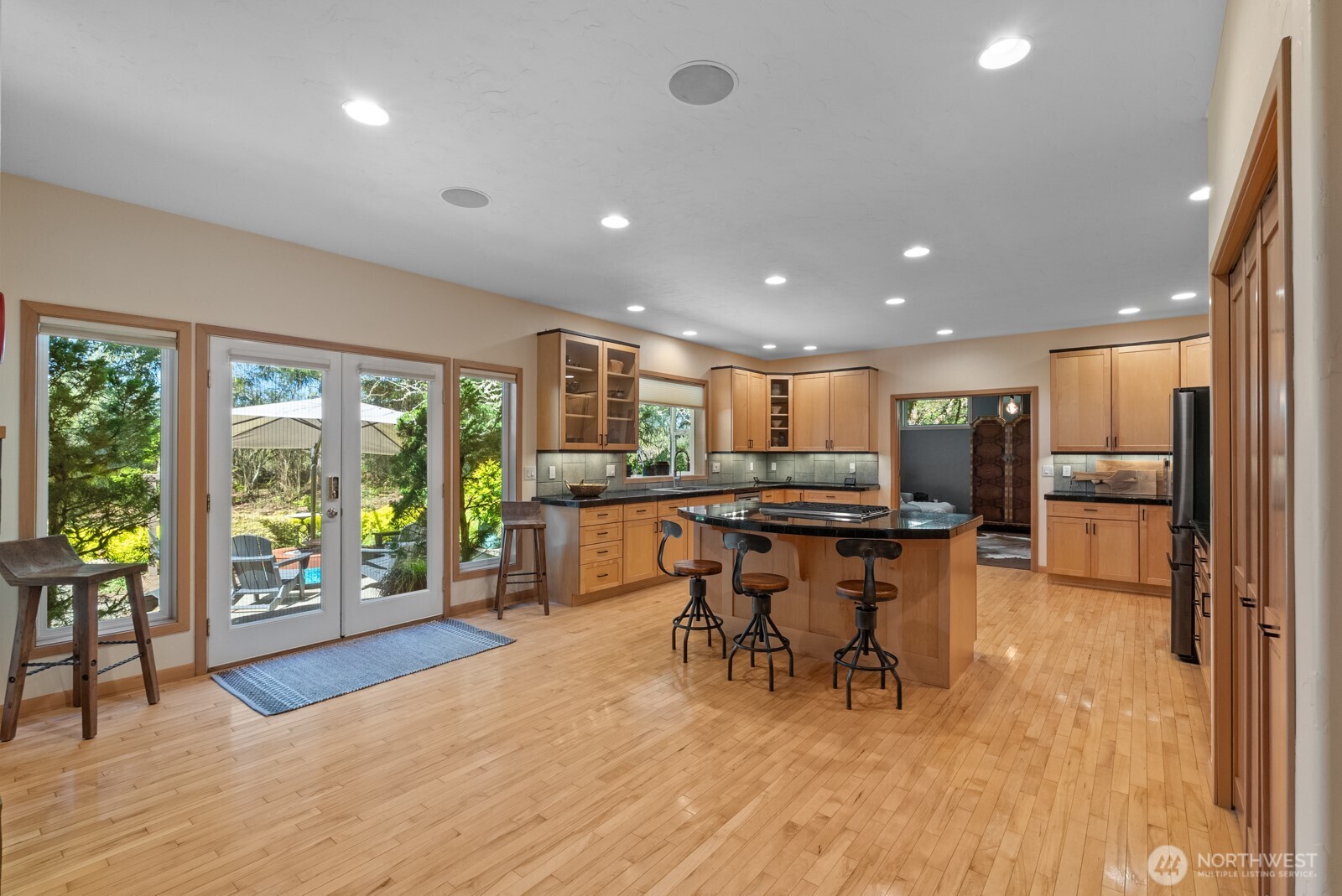 4041 Legacy Drive NE