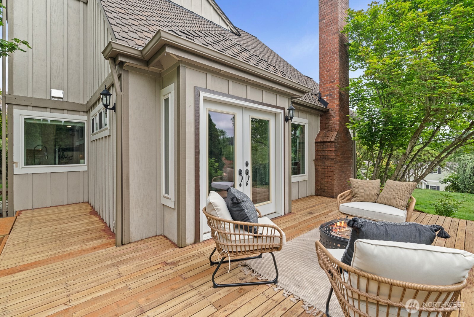 5712 48th Street W