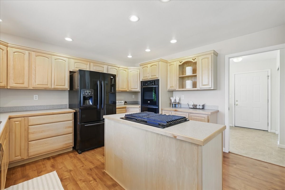 8129 E Cricket Lane
