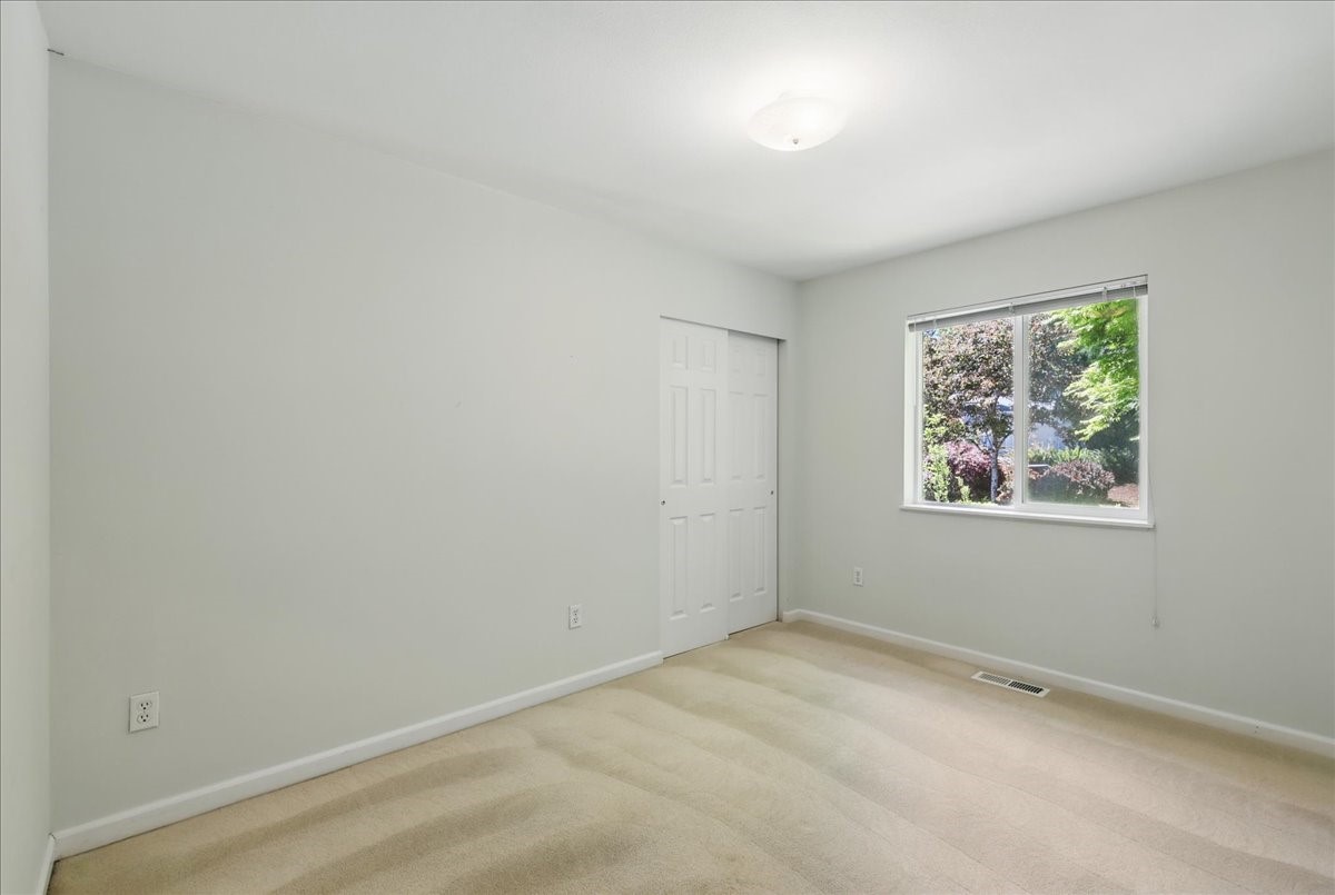 8129 E Cricket Lane