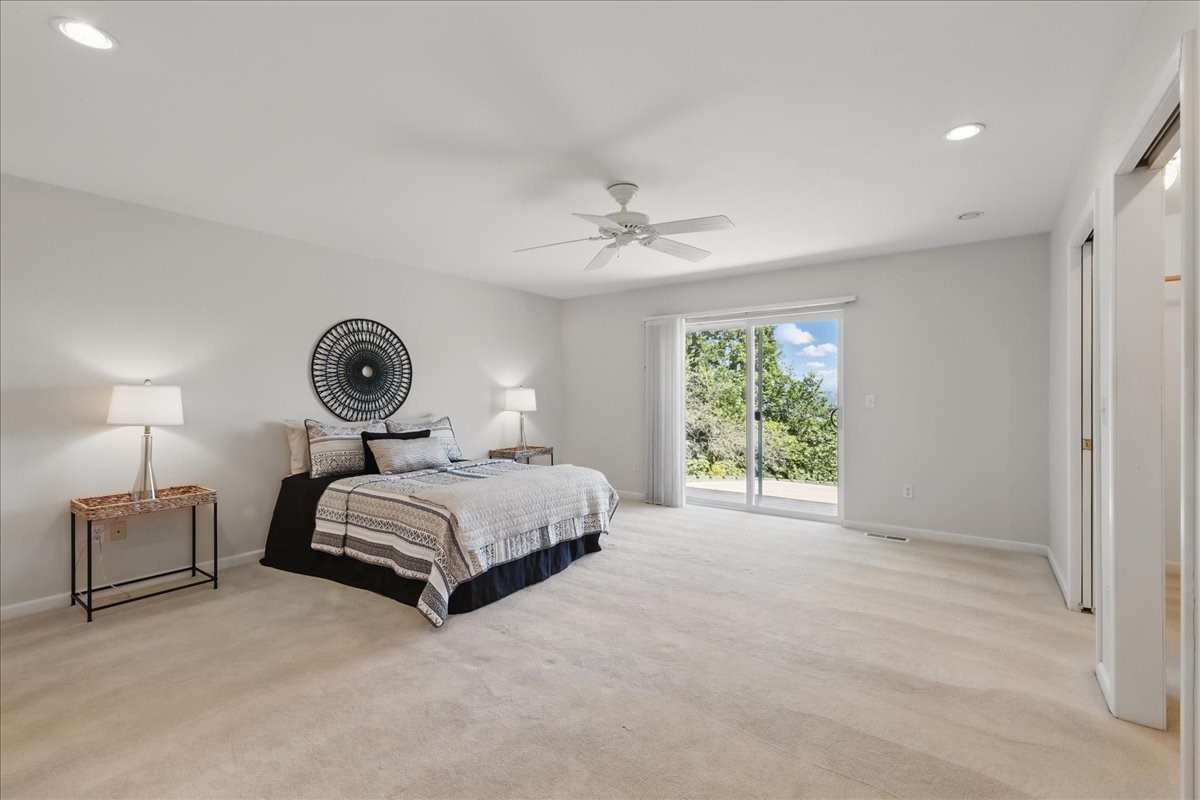 8129 E Cricket Lane