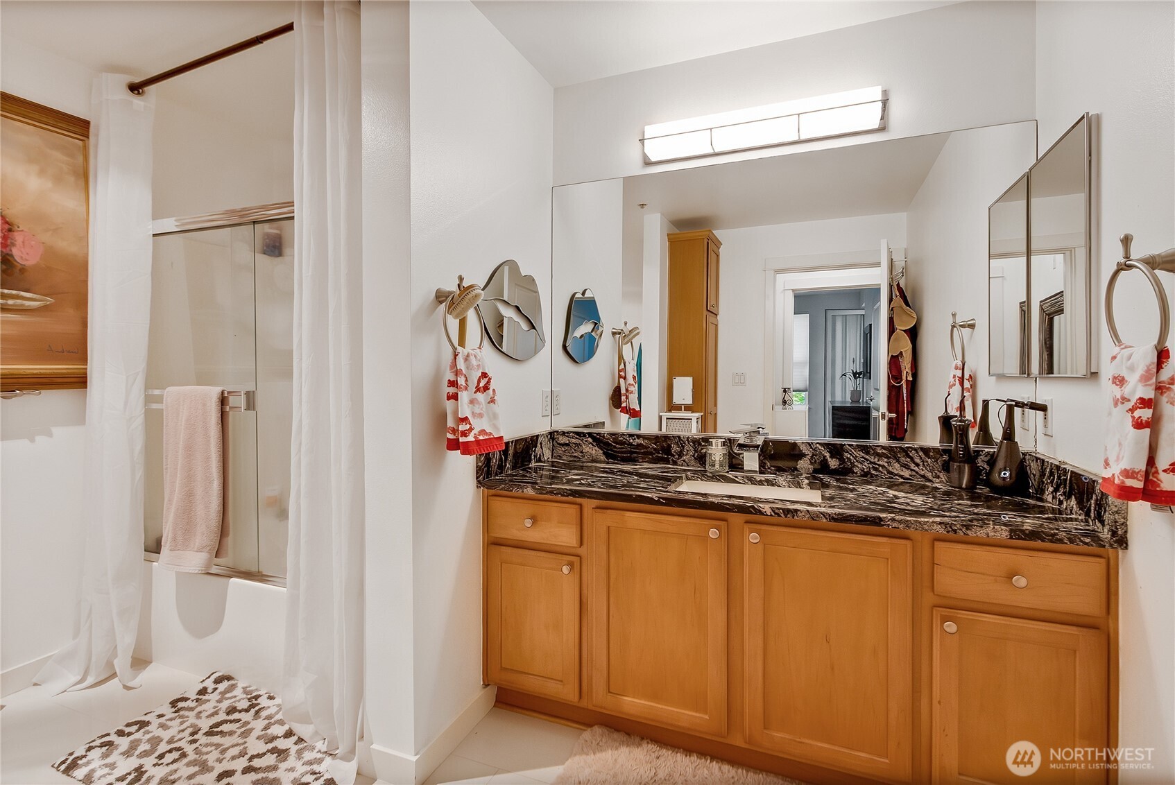 55 Williams Avenue S Unit: 209