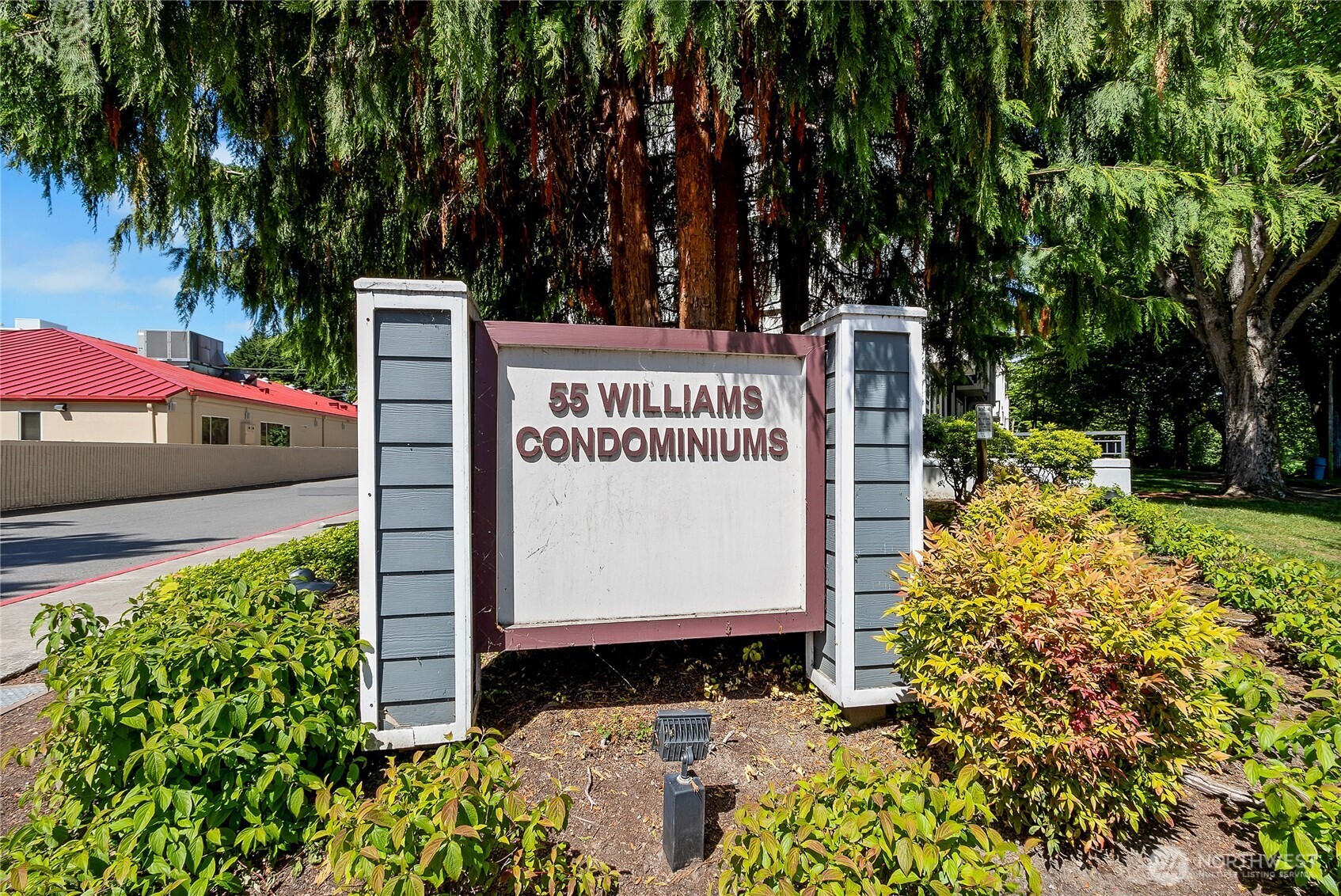 55 Williams Avenue S Unit: 209